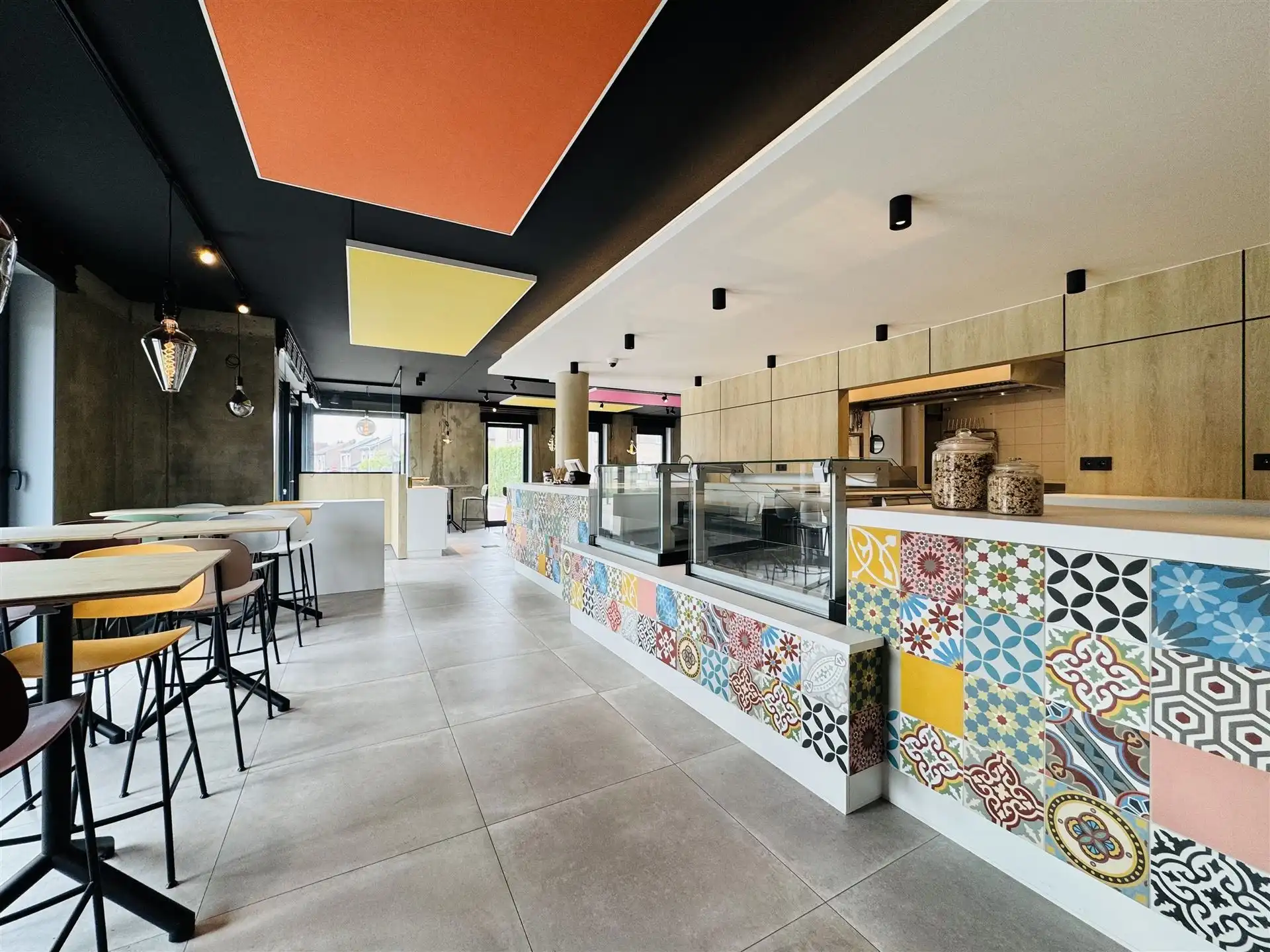 Volledig ingerichte handelszaak! foto 9