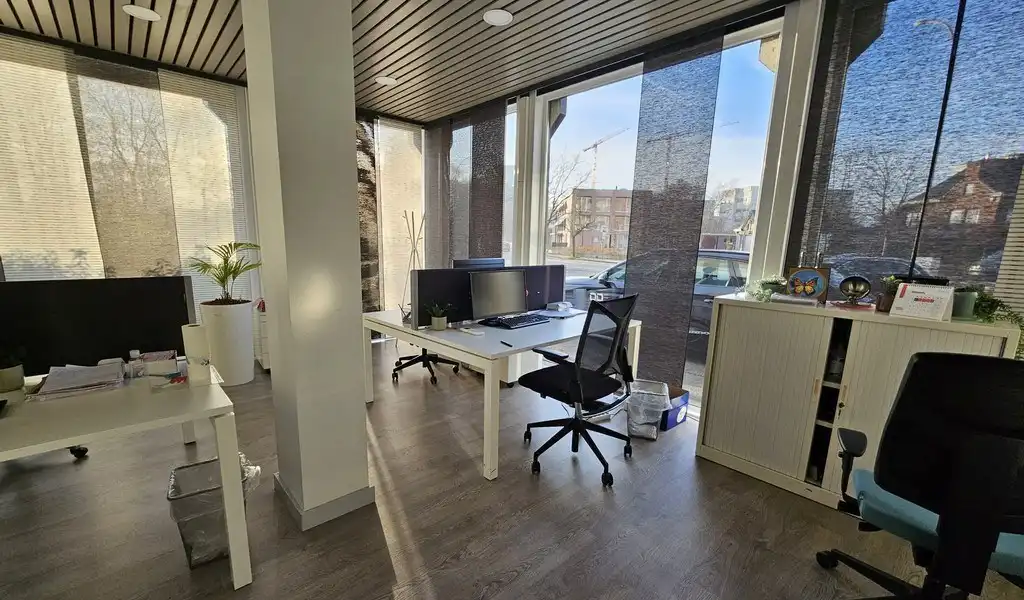 Kantoren te koop aan klaverblad in Gent foto 4