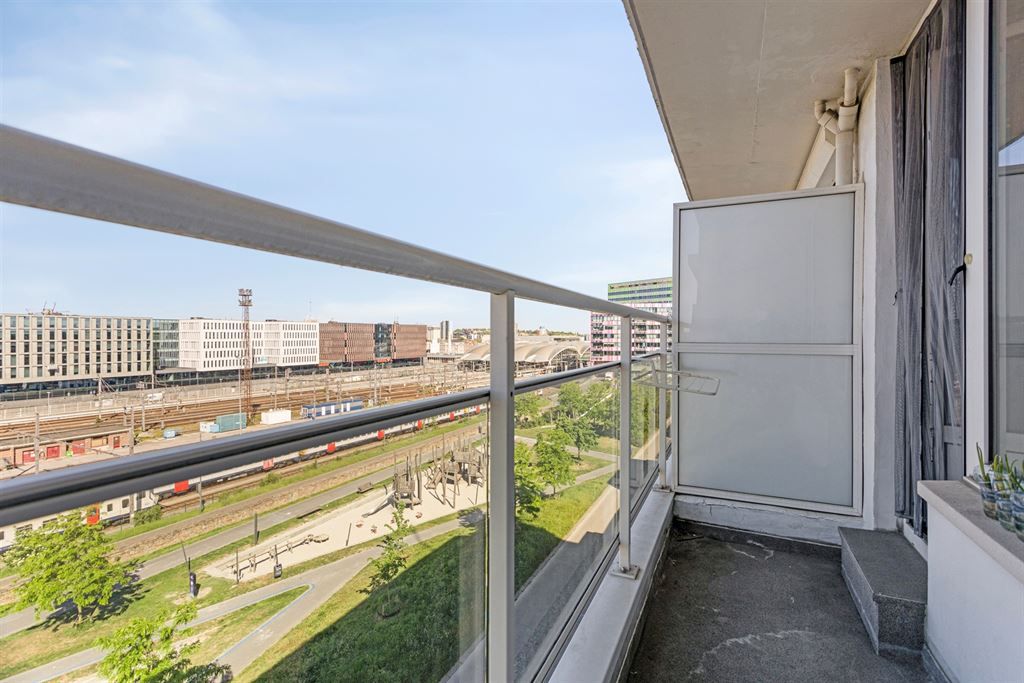Ruim appartement op een toplocatie! foto 13