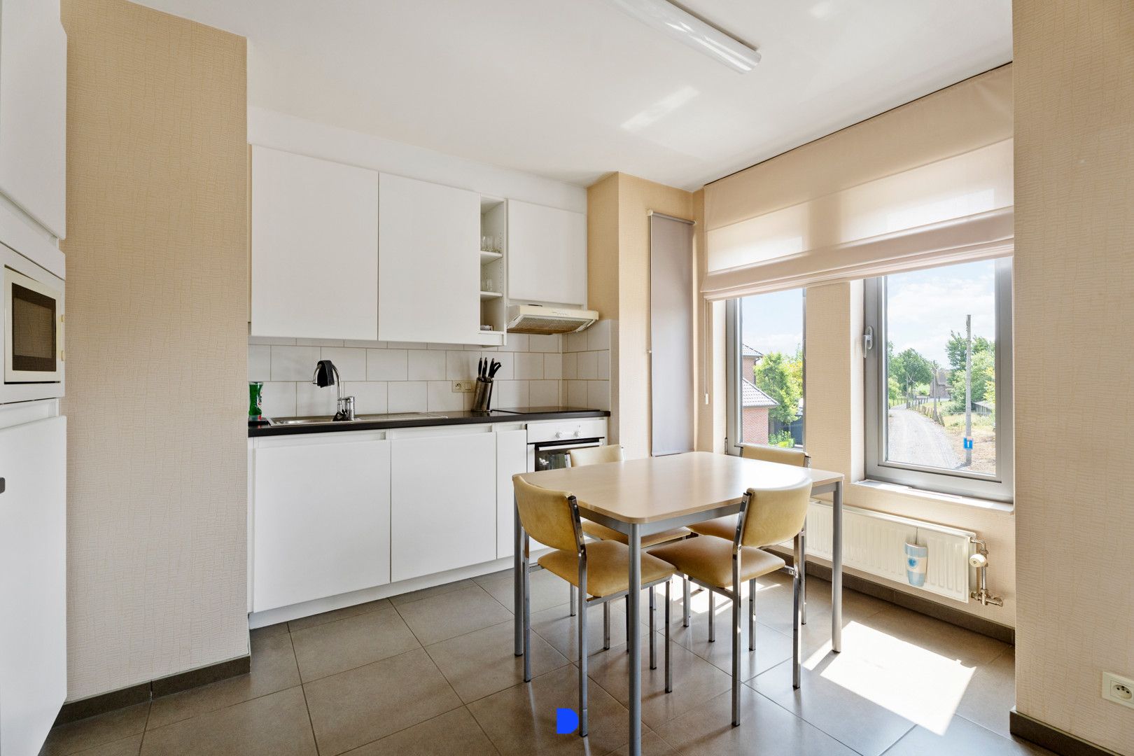 Mooi appartement met terras. foto 6