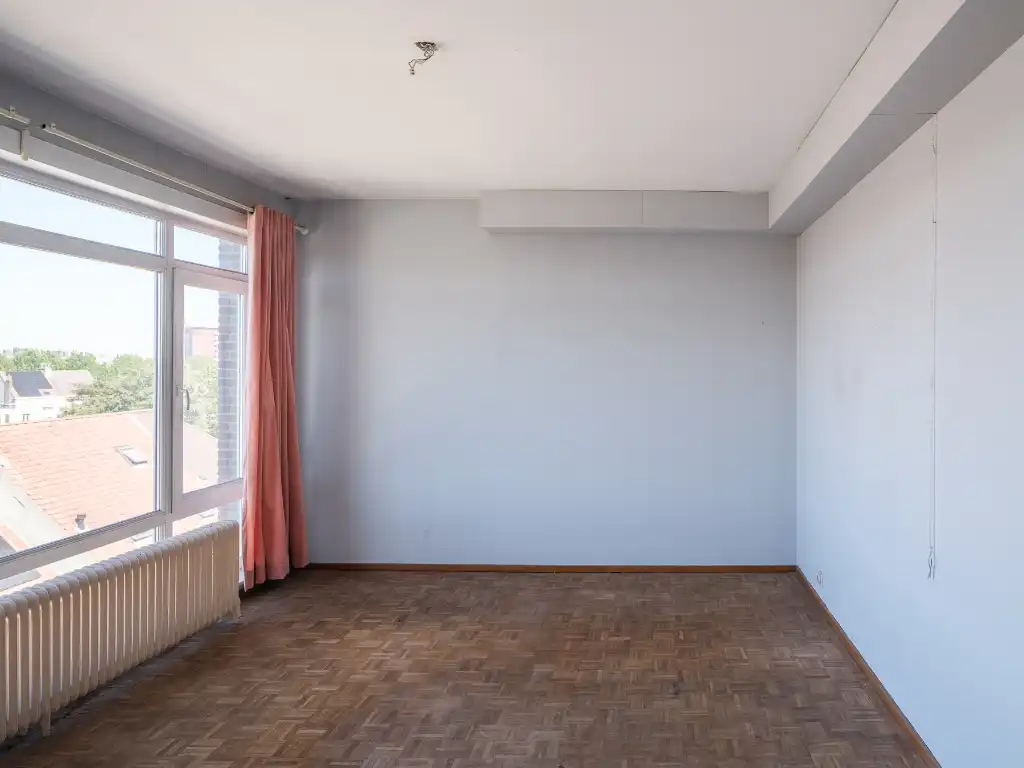Appartement met panoramisch stadszicht op toplocatie nabij de Coupure foto 9