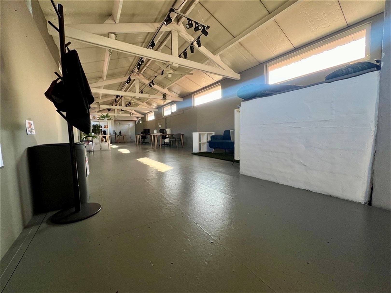 Loftkantoor/Atelier/Showroom in Drongen foto 18