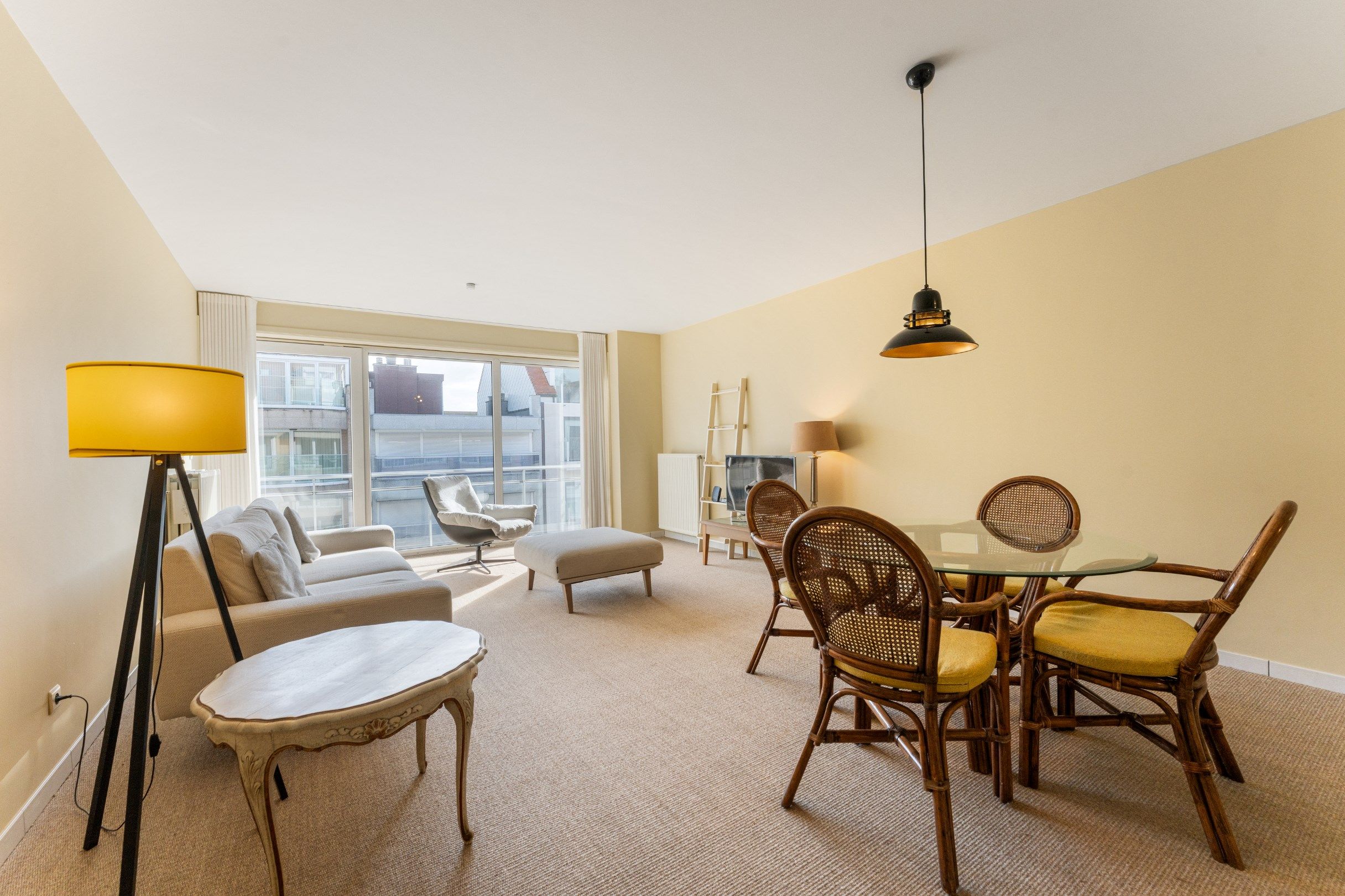 Instapklaar appartement vlakbij de Zeedijk te Knokke foto 4