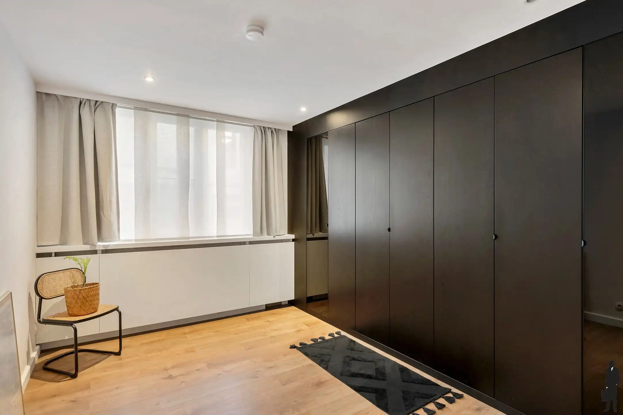 Instapklaar ruim gelijkvloers appartement in hartje Zurenborg foto 13