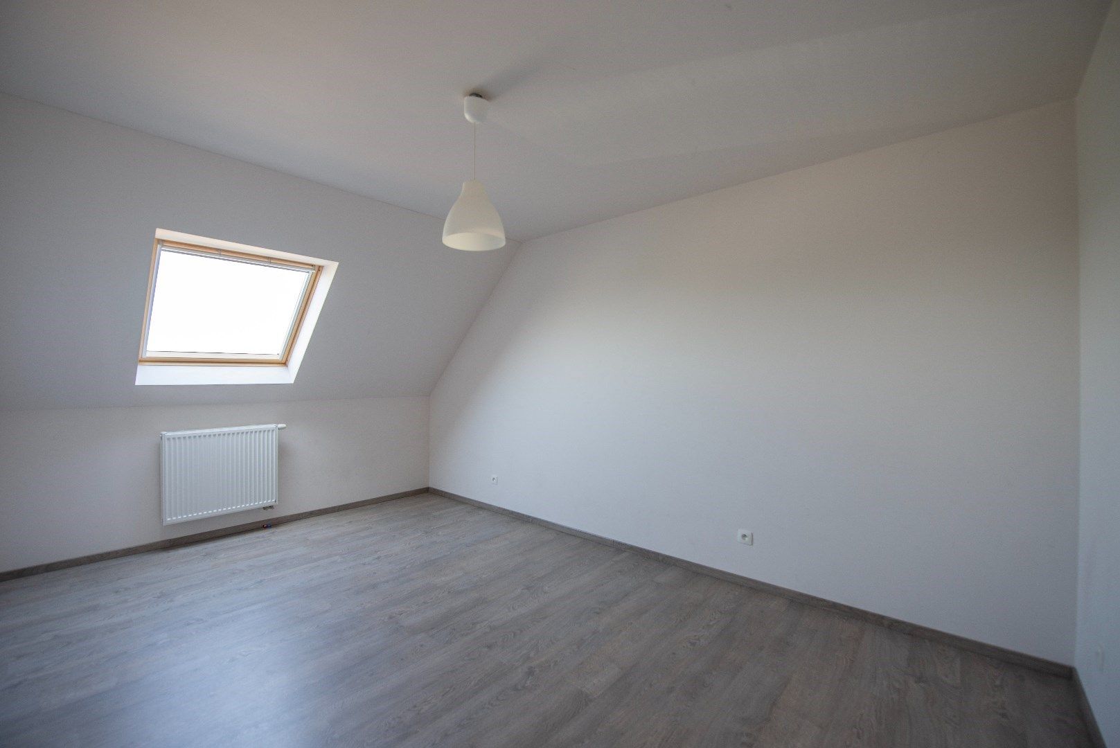 Recente energiezuinige instapklare woning met 4 slpk op centrale ligging te Ruiselede foto 17