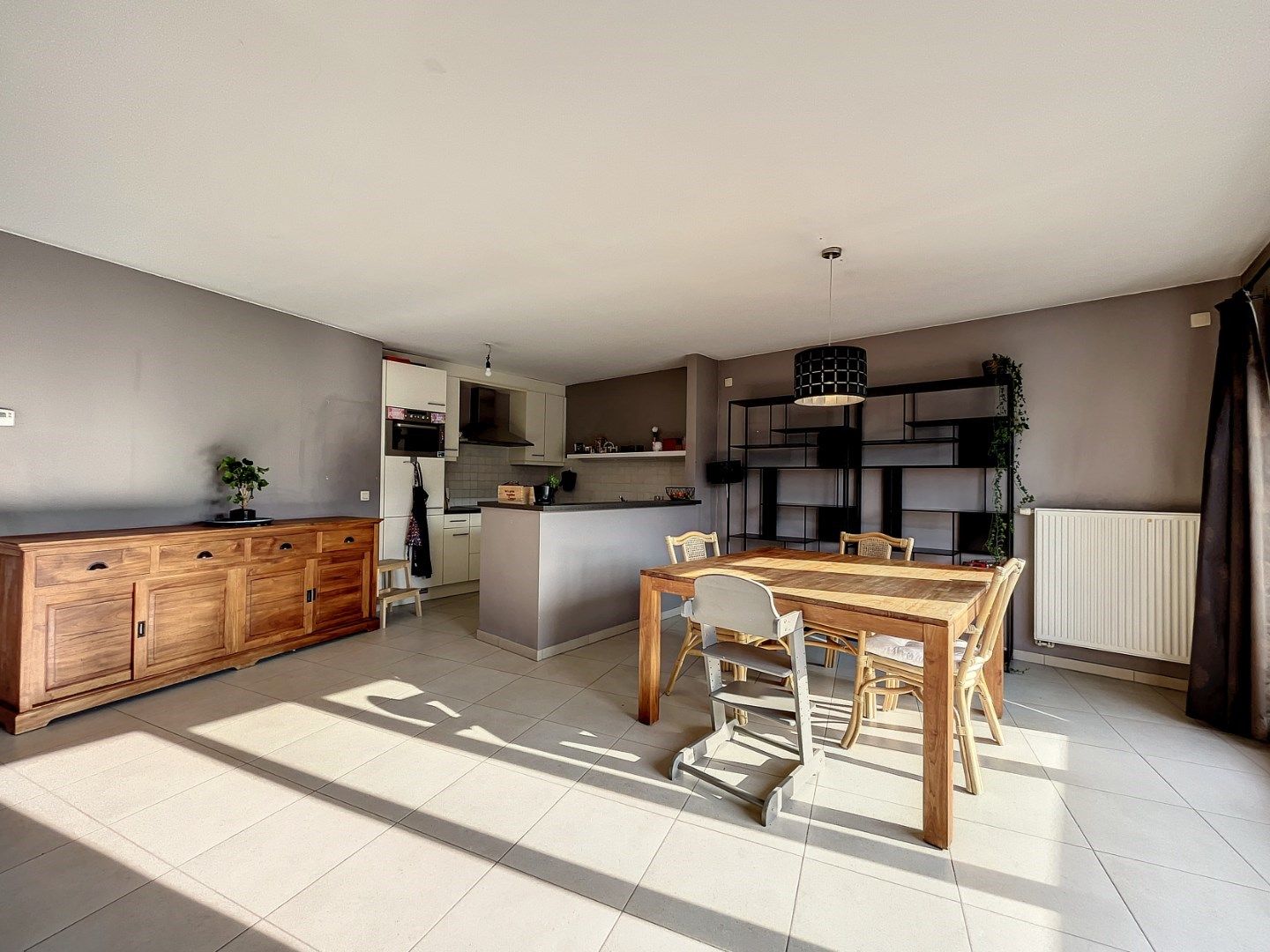 Appartement met 2 slpks en autostandplaats foto 3