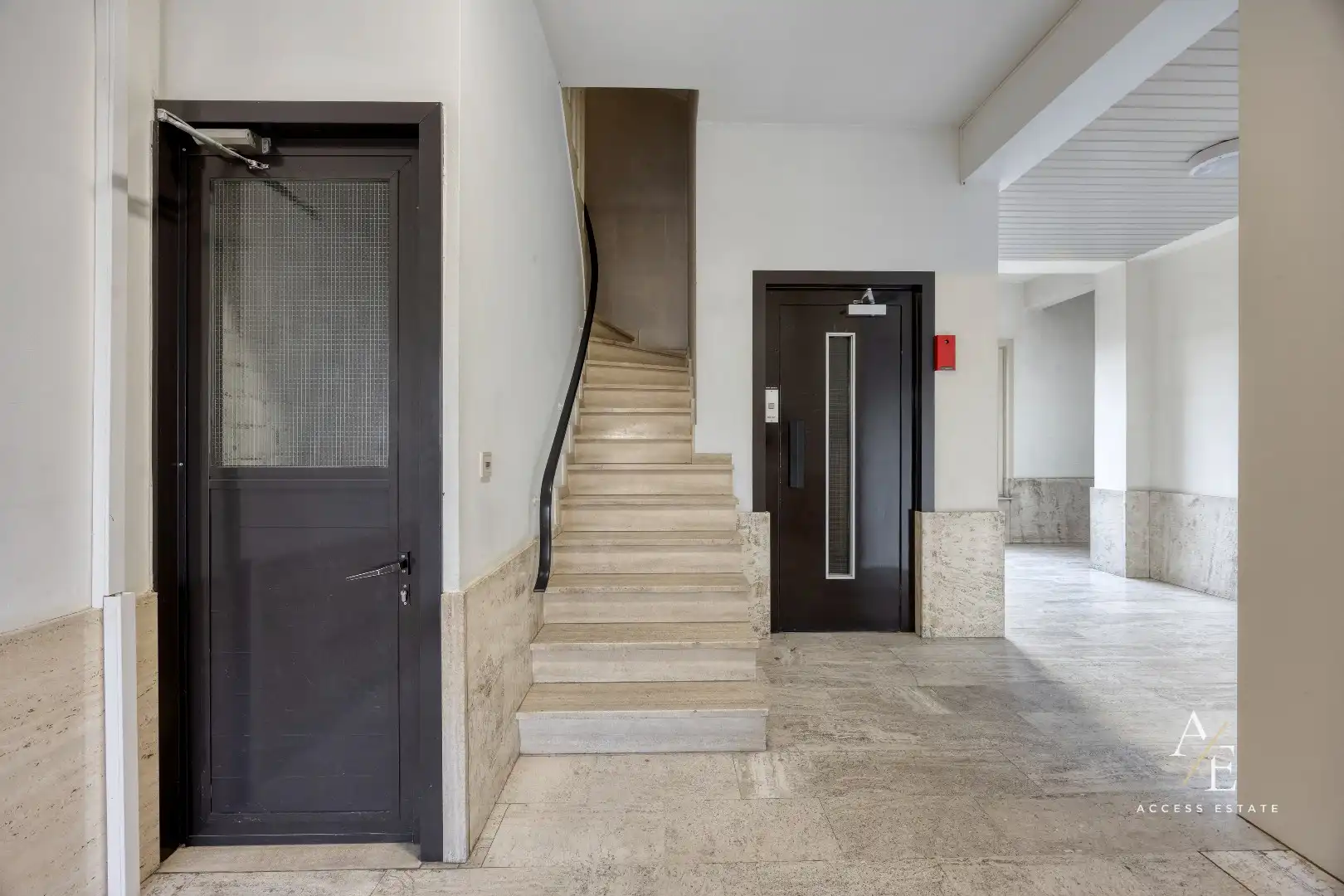 AALST - Vernieuwd appartement met 2 slaapkamers en terras! foto 4