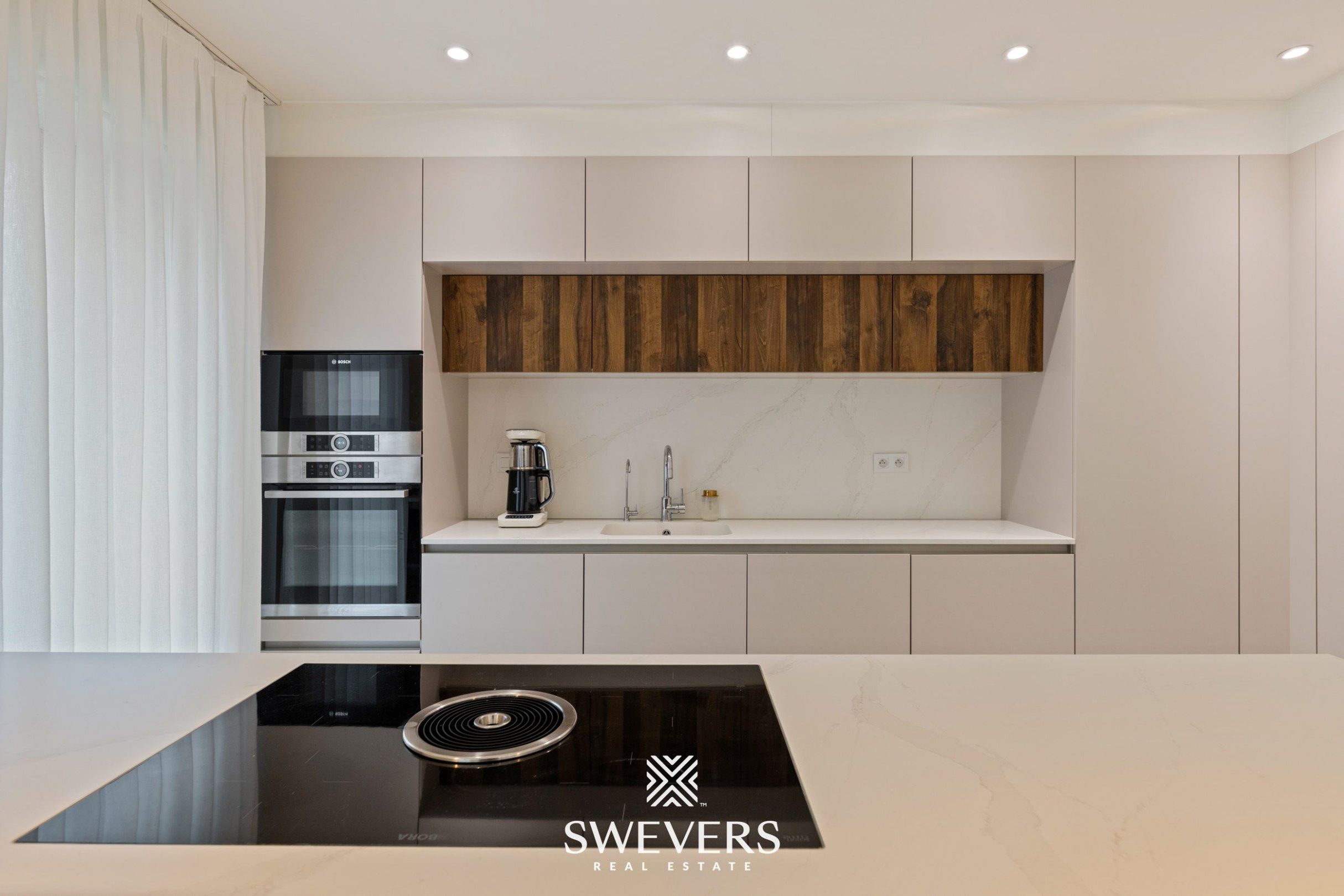 Instapklare, energiezuinige gezinswoning van 224m² te Beringen foto 7