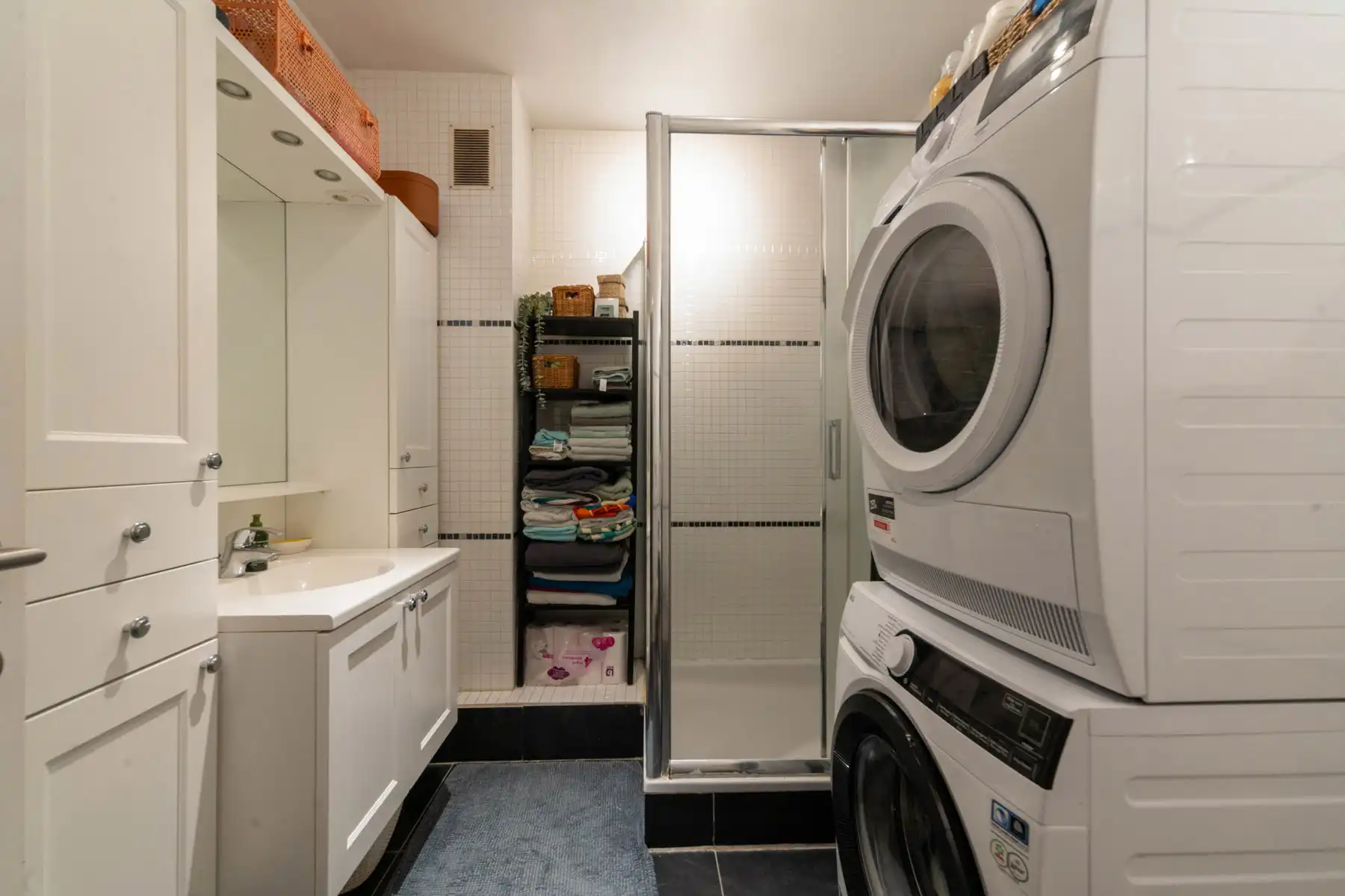 Instapklaar appartement met ondergrondse parking. foto 9