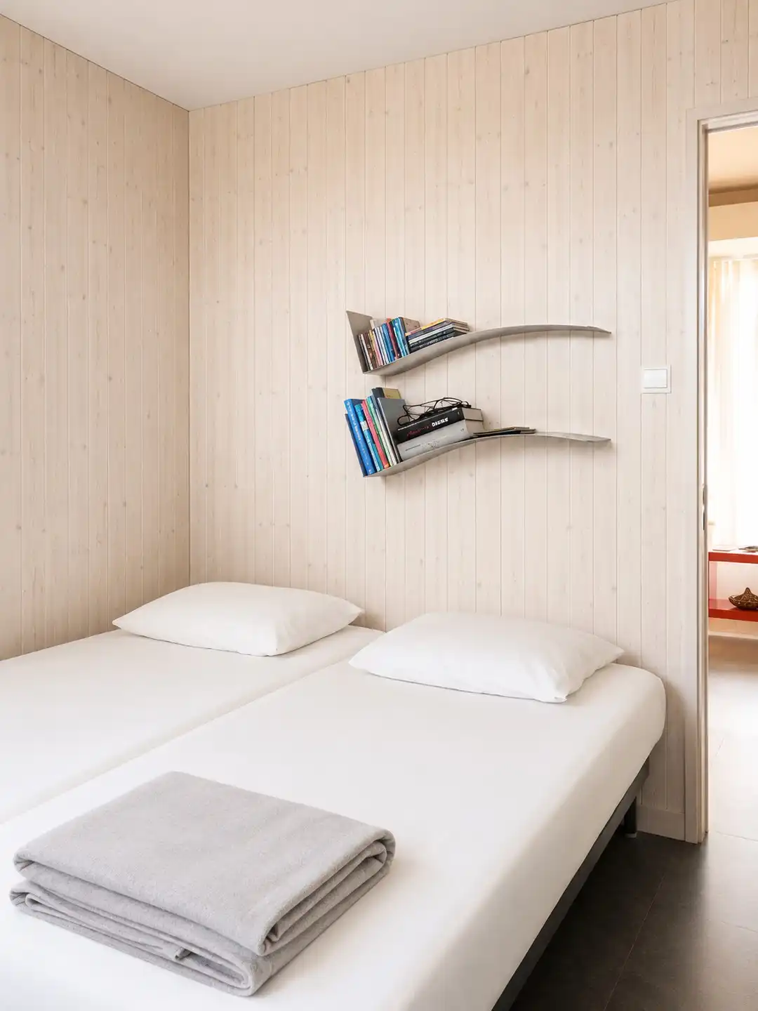 Volledig gerenoveerd 1 slaapkamer appartement te koop in het Park Atlantis te De Haan aan zee. foto 5