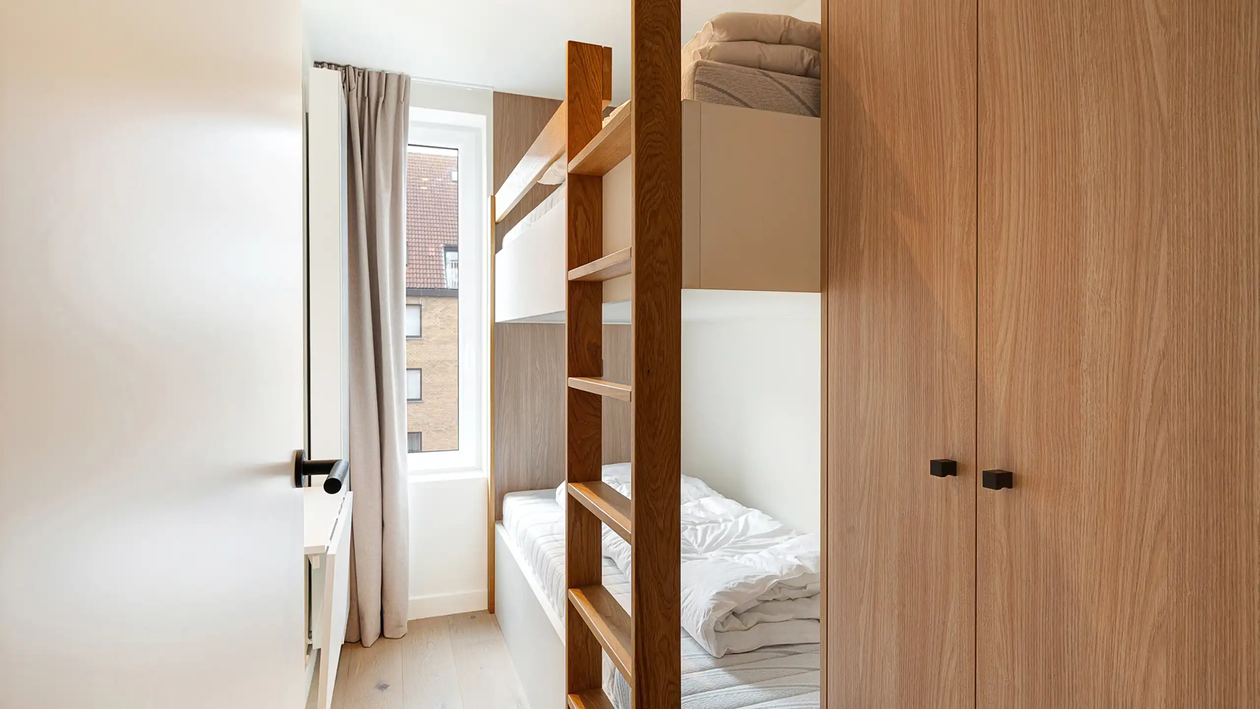 Uitzonderlijk ruim en lichtrijk wonen in het hart van Knokke foto 20