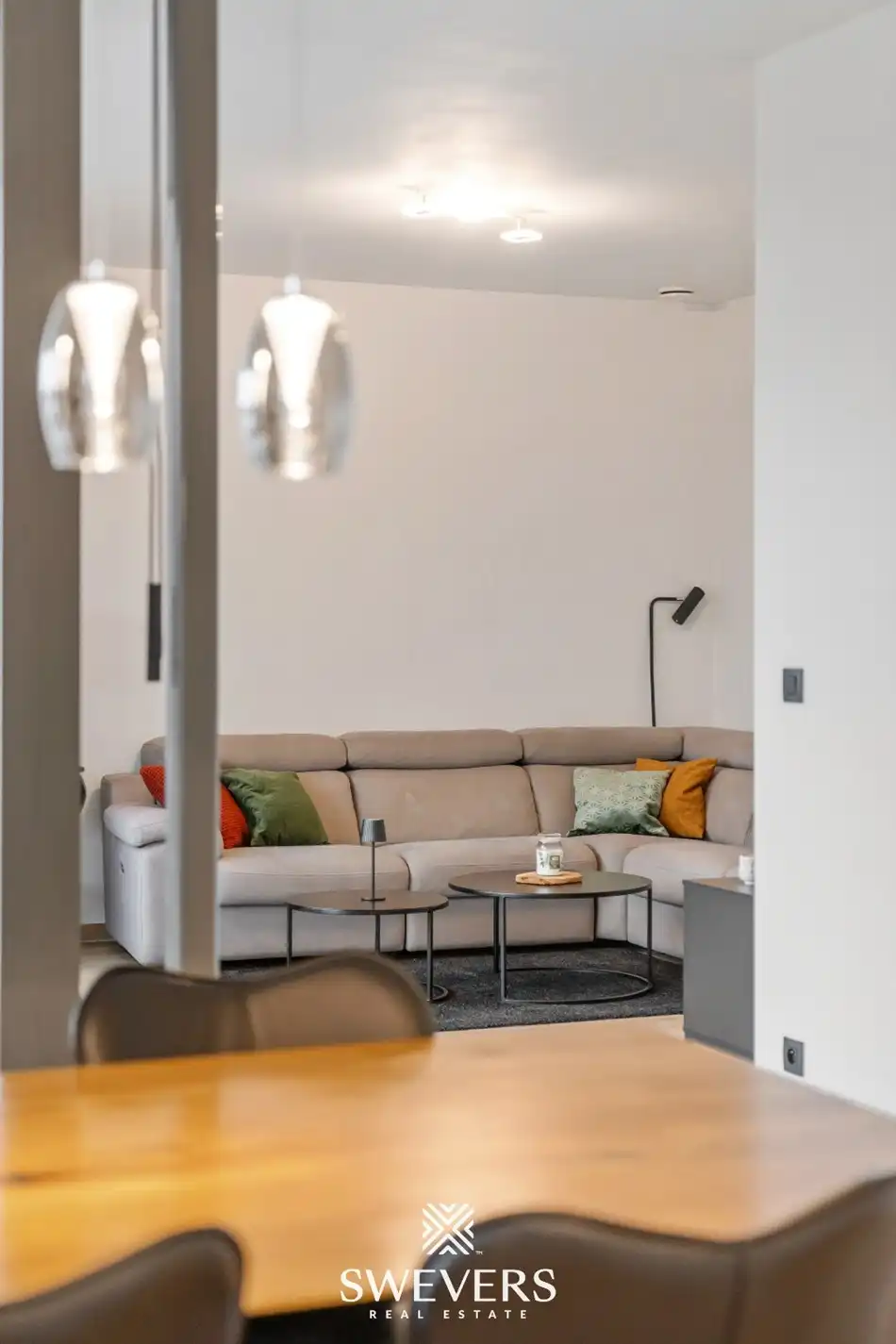 Trendy woning met 2 slpk, 2 bergingen en leuk terras (O) vlakbij centrum Zonhoven foto 4