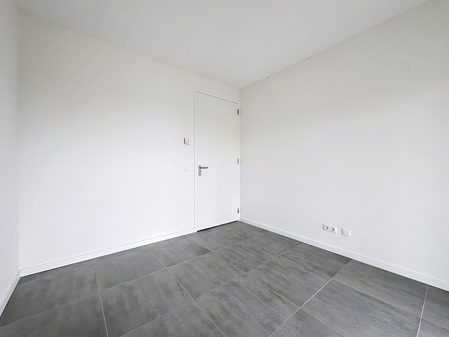 Instapklaar appartement met balkon en parkeerplaats in Aardenburg foto 21