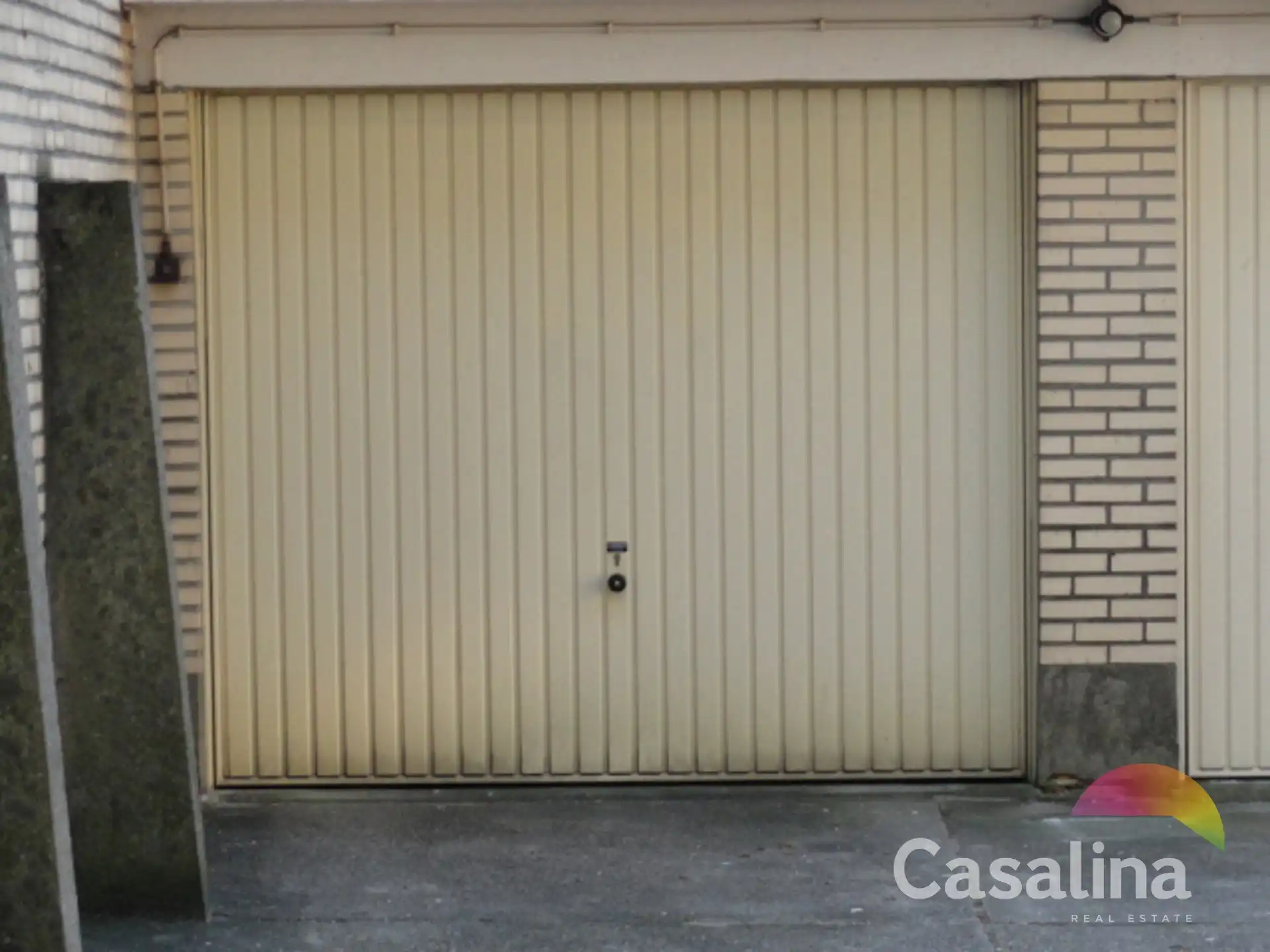 GARAGEBOX TE KOOP foto 3