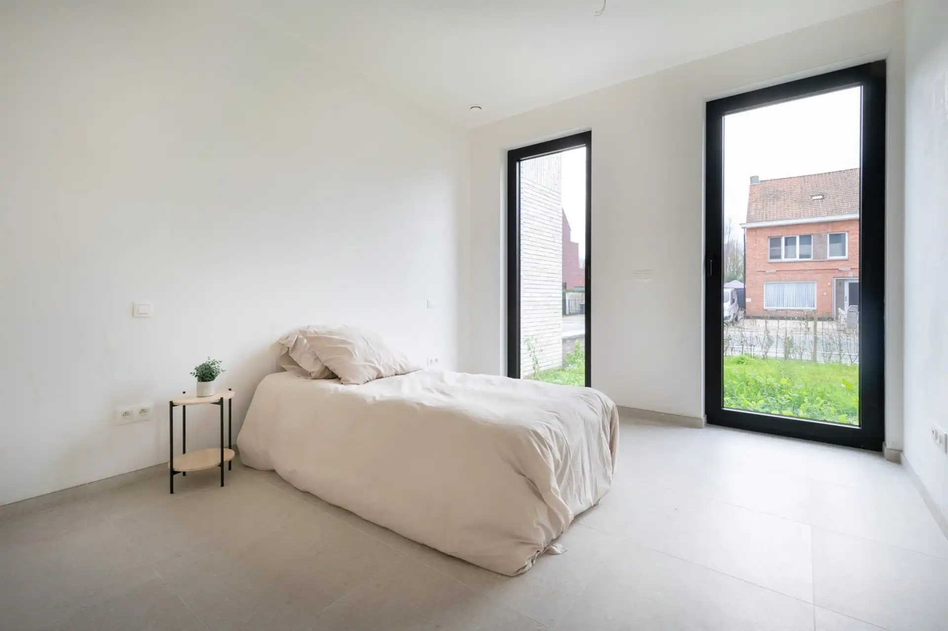 Ruim gelijkvloers appartement met 2 slaapkamers en terras + tuinzone aan de achterzijde (128m²) foto 7