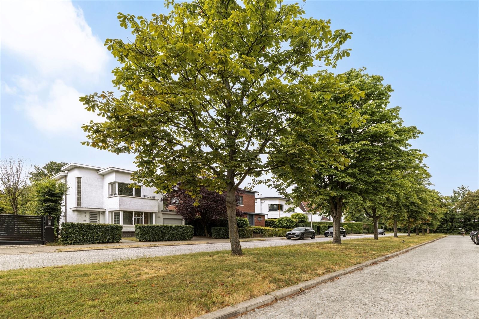 ELSDONK: karakterwoning gelegen in DE mooiste straat van den Elsdonk. foto 18