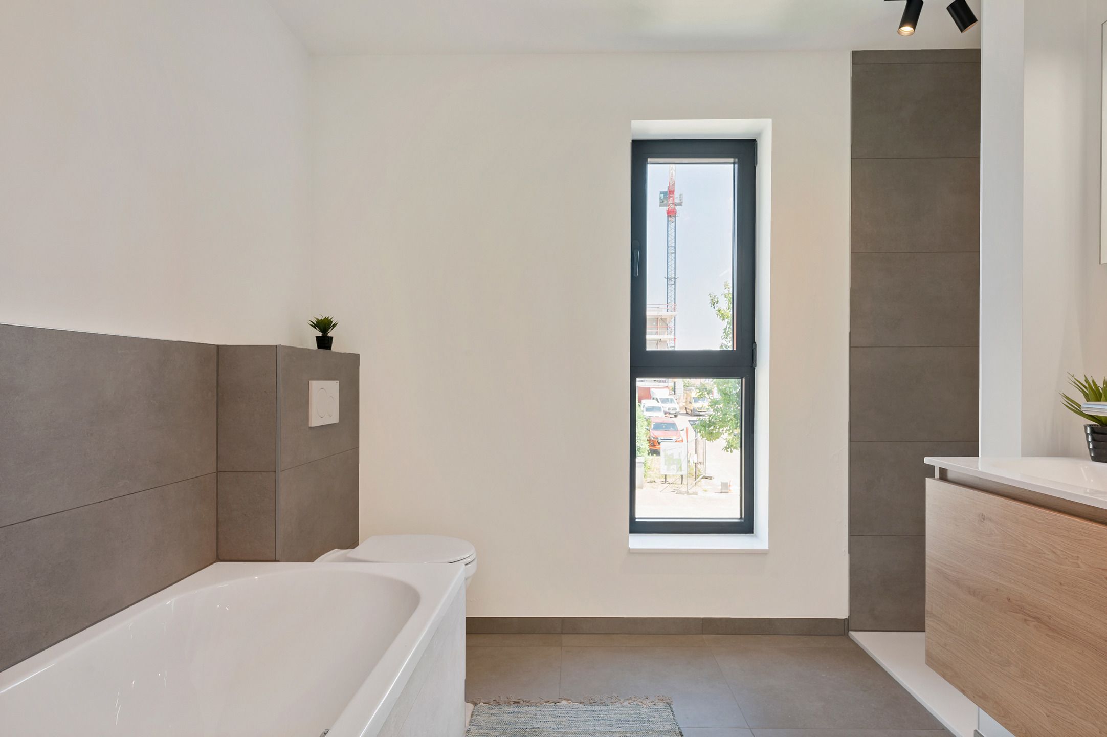 Woningen met 3 slpk, parking, bijgebouw en west tuin foto 16