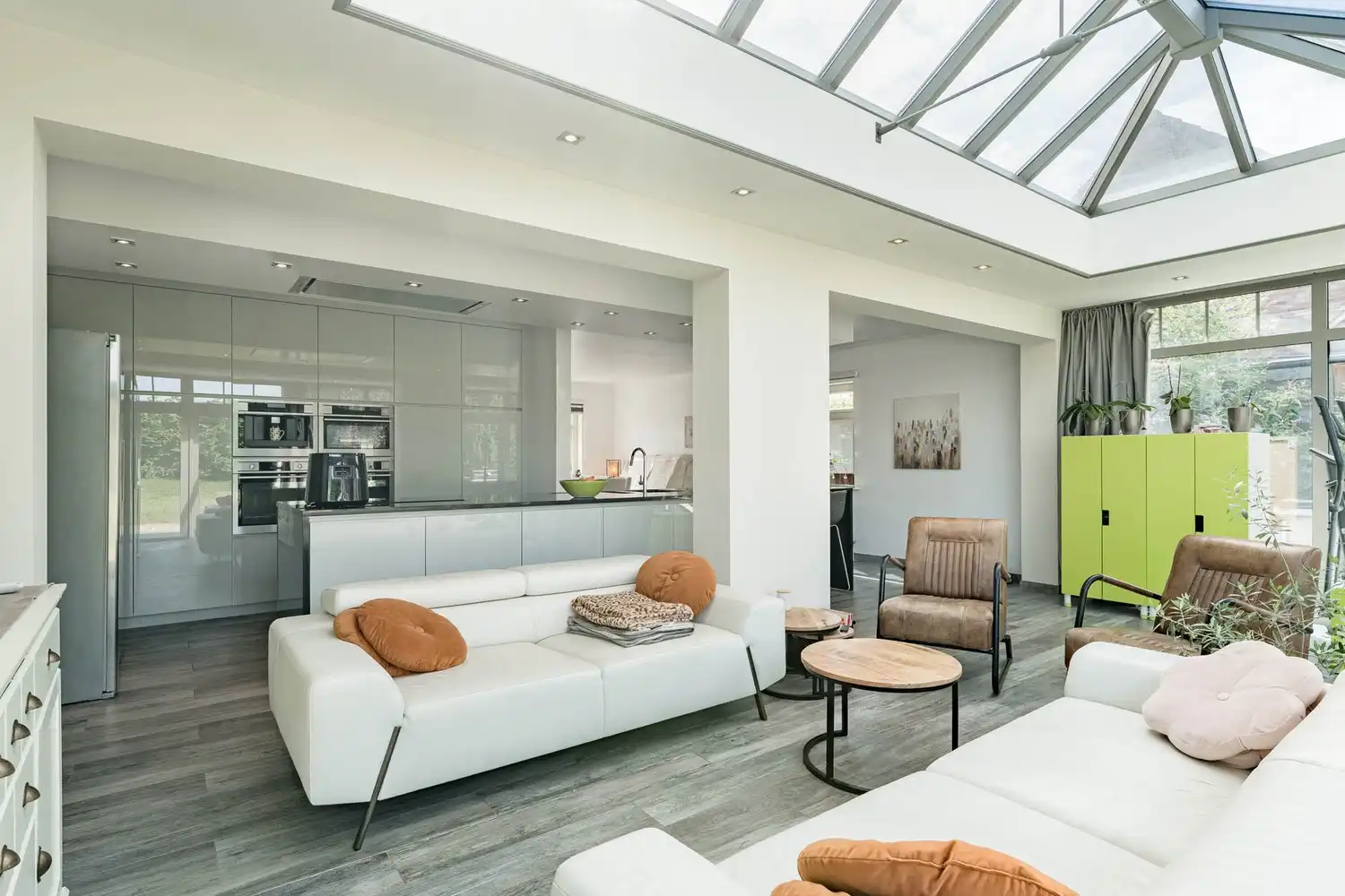 Gerenoveerde woning met 3 slaapkamers, een garage en een west georiënteerde tuin in een autoluwe woonwijk te Bierbeek! foto 7