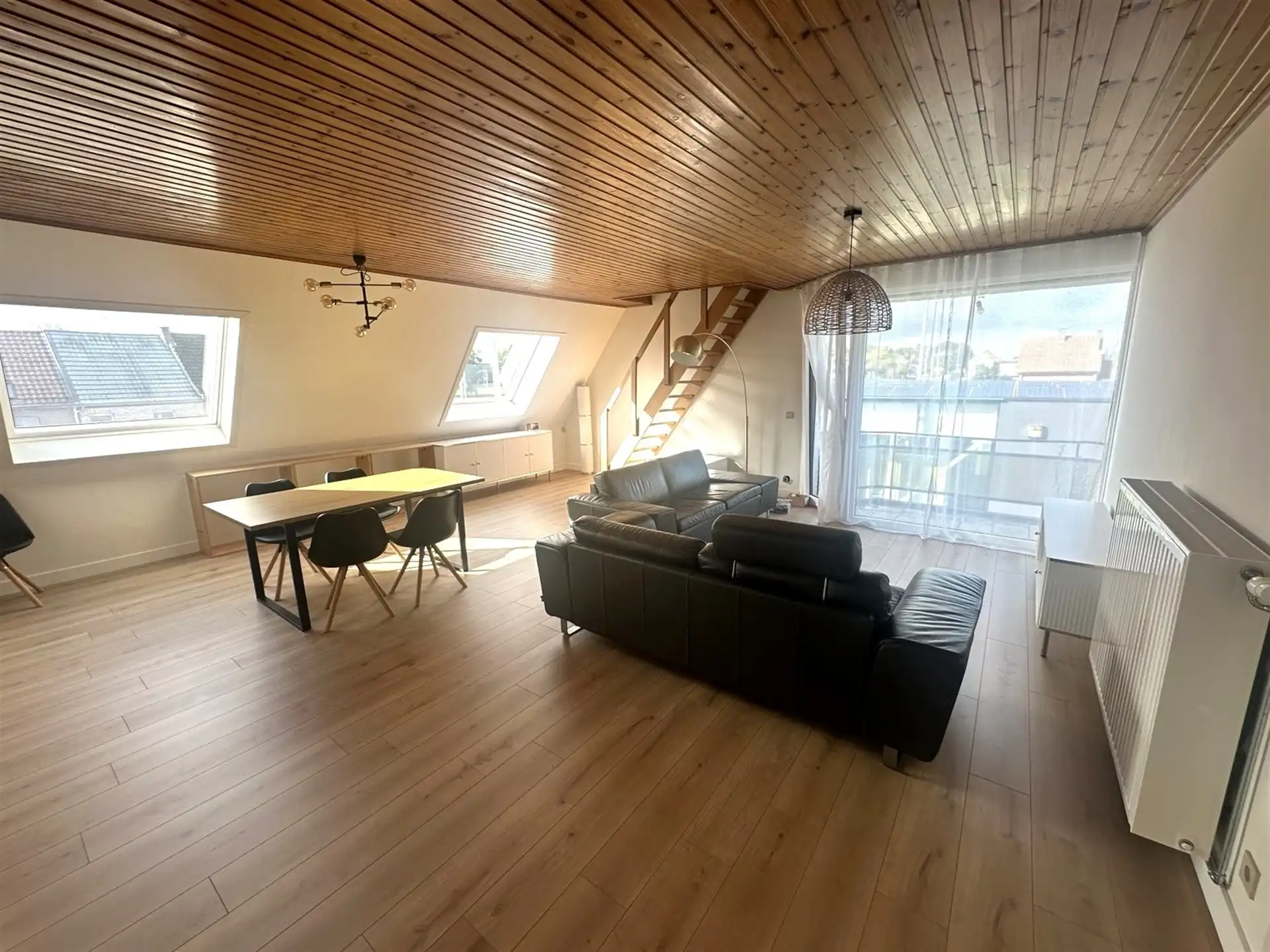 Gunstig gelegen appartement met 2 slaapkamers in Aalst foto 3