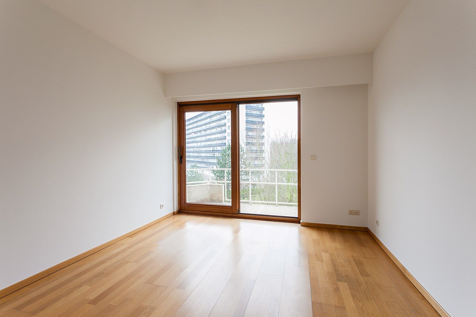 Ruim appartement met terras foto 19