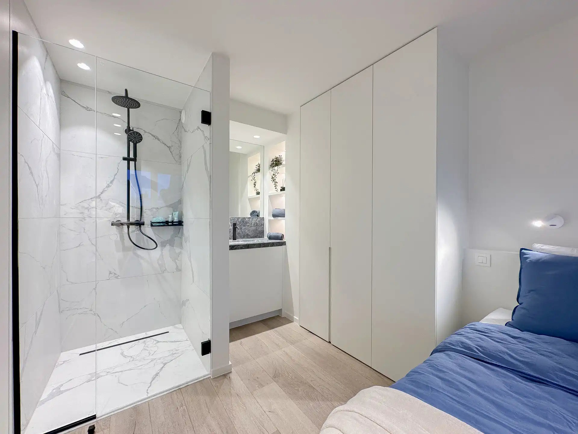 Volledig gerenoveerd PENTHOUSE met 2 zonneterrassen... foto 12