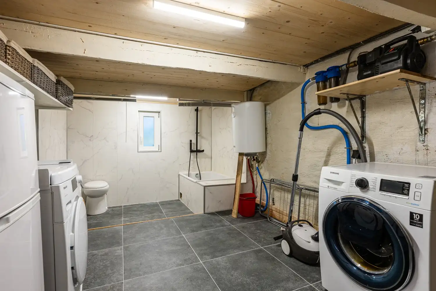 Karaktervolle hoeve op een uitzonderlijke locatie in Adegem foto 9