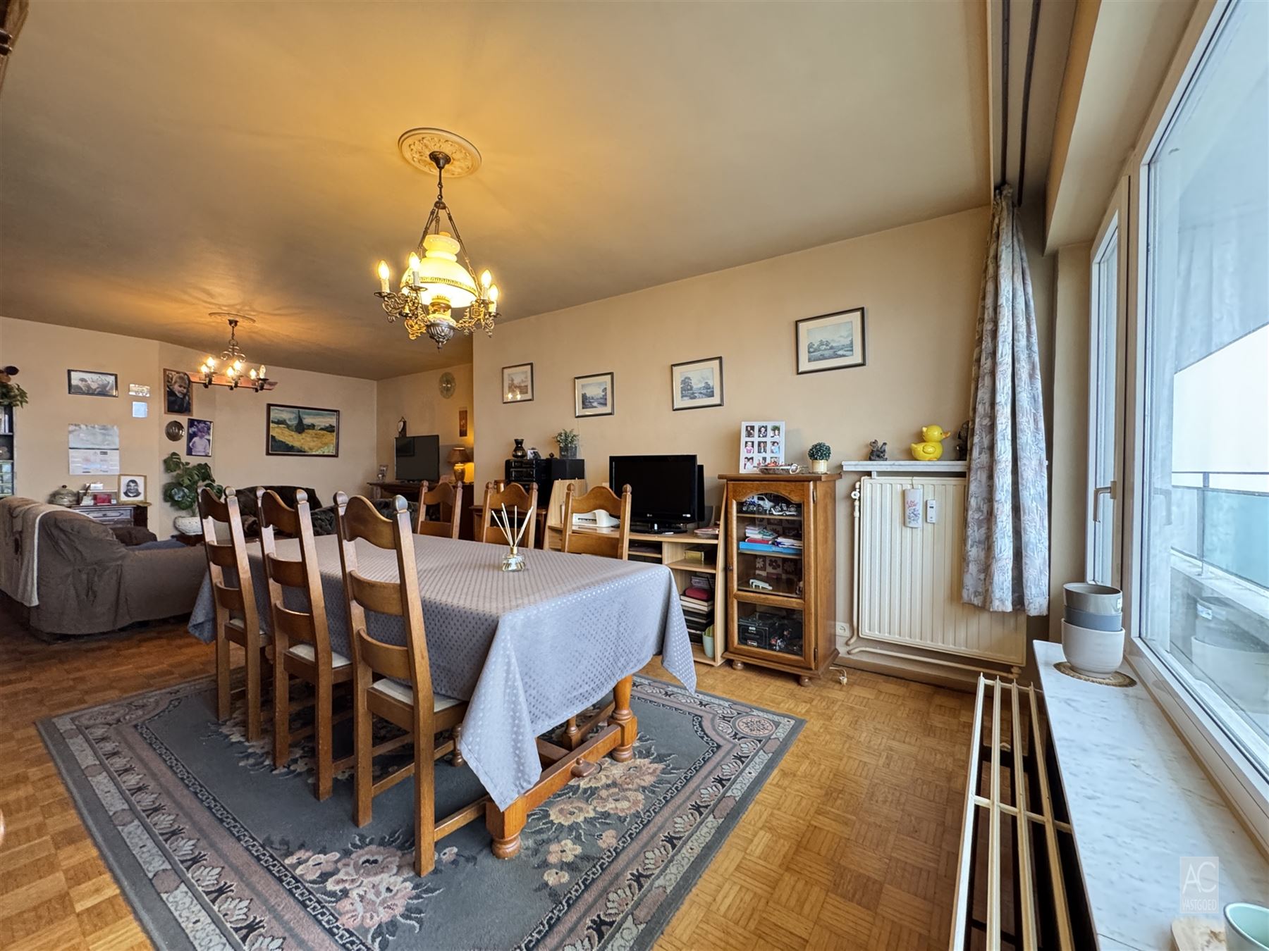 Appartement met 2 slaapkamers en terras  foto 2