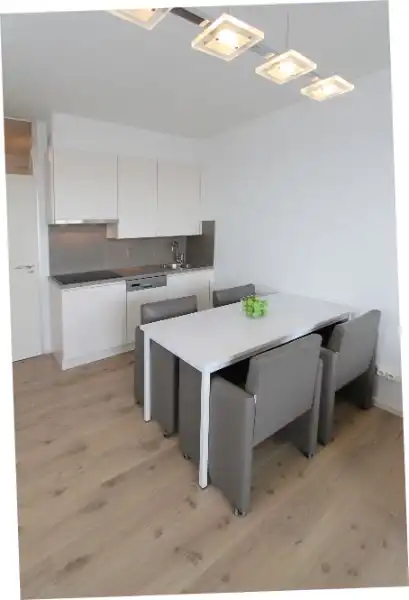 Stijlvolle studio met prachtig vergezicht foto 7