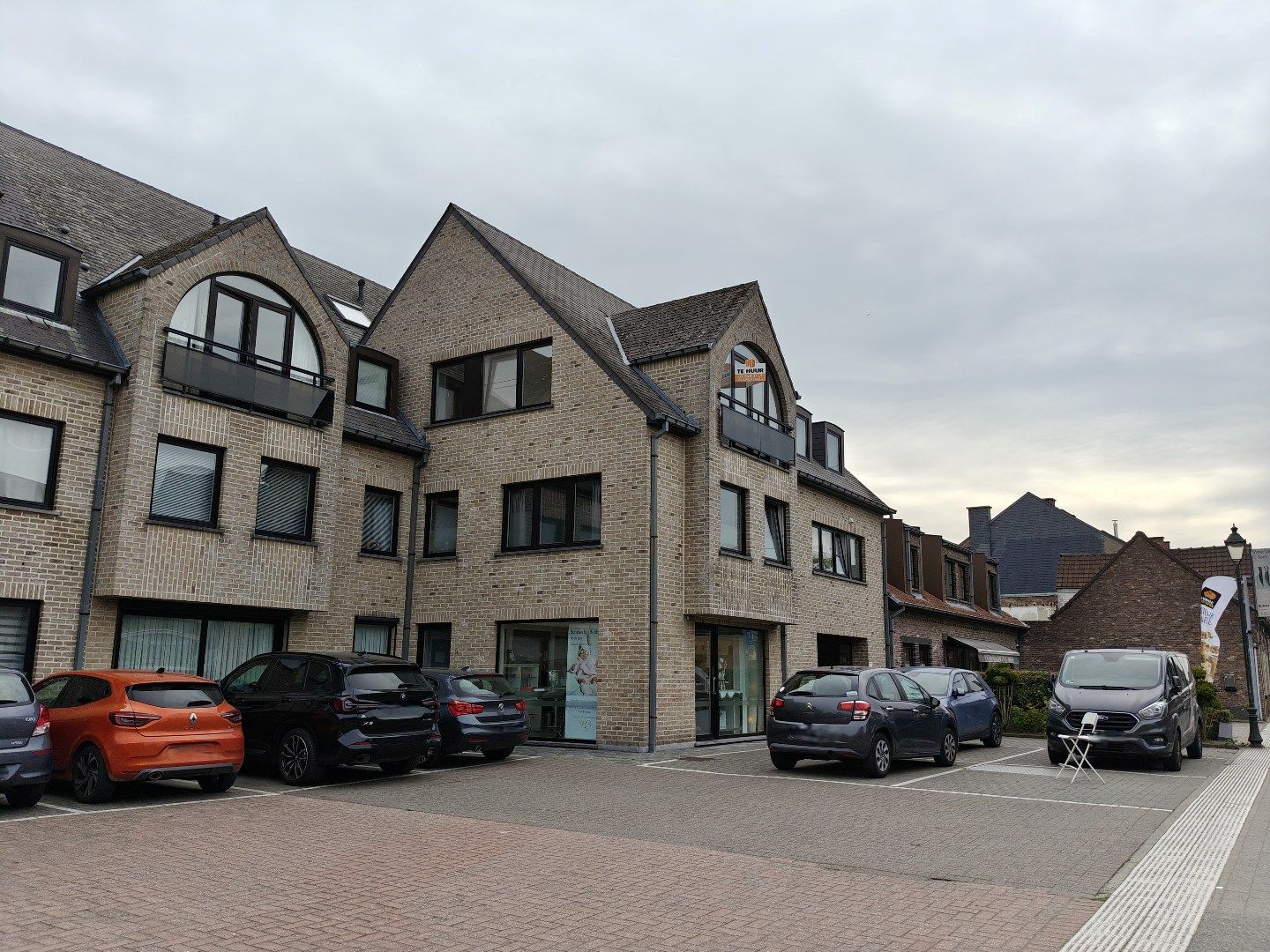 ()=>{if(producerUpdateValueVersion(node),producerAccessed(node),node.value===ERRORED)throw node.error;return node.value} Hoogstraat 34 -/9 - 9260 Schellebelle