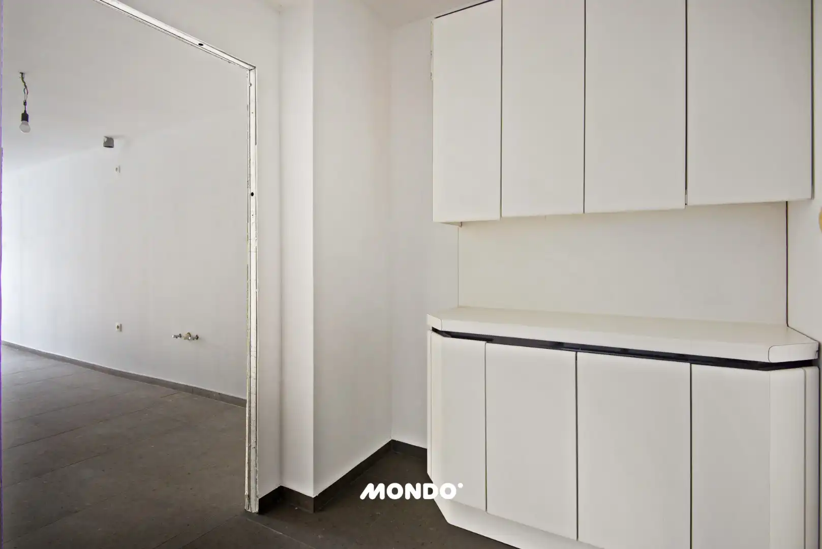 Commercieel gelegen opbrengsteigendom met handelsgelijkvloers, appartement en studio in het centrum van Willebroek! foto 19