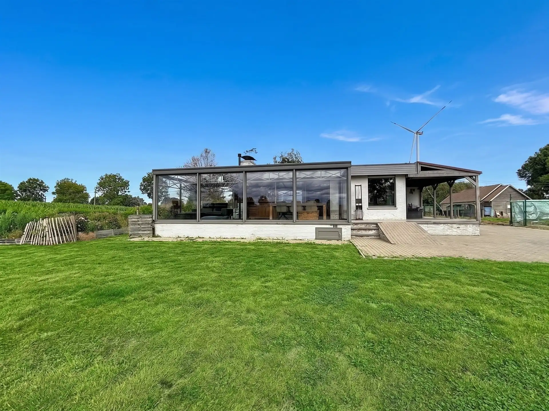 Prachtige bungalow met rust, ruimte en groen op een prachtig perceel van 4.000 m² in Temse (Velle) foto 4