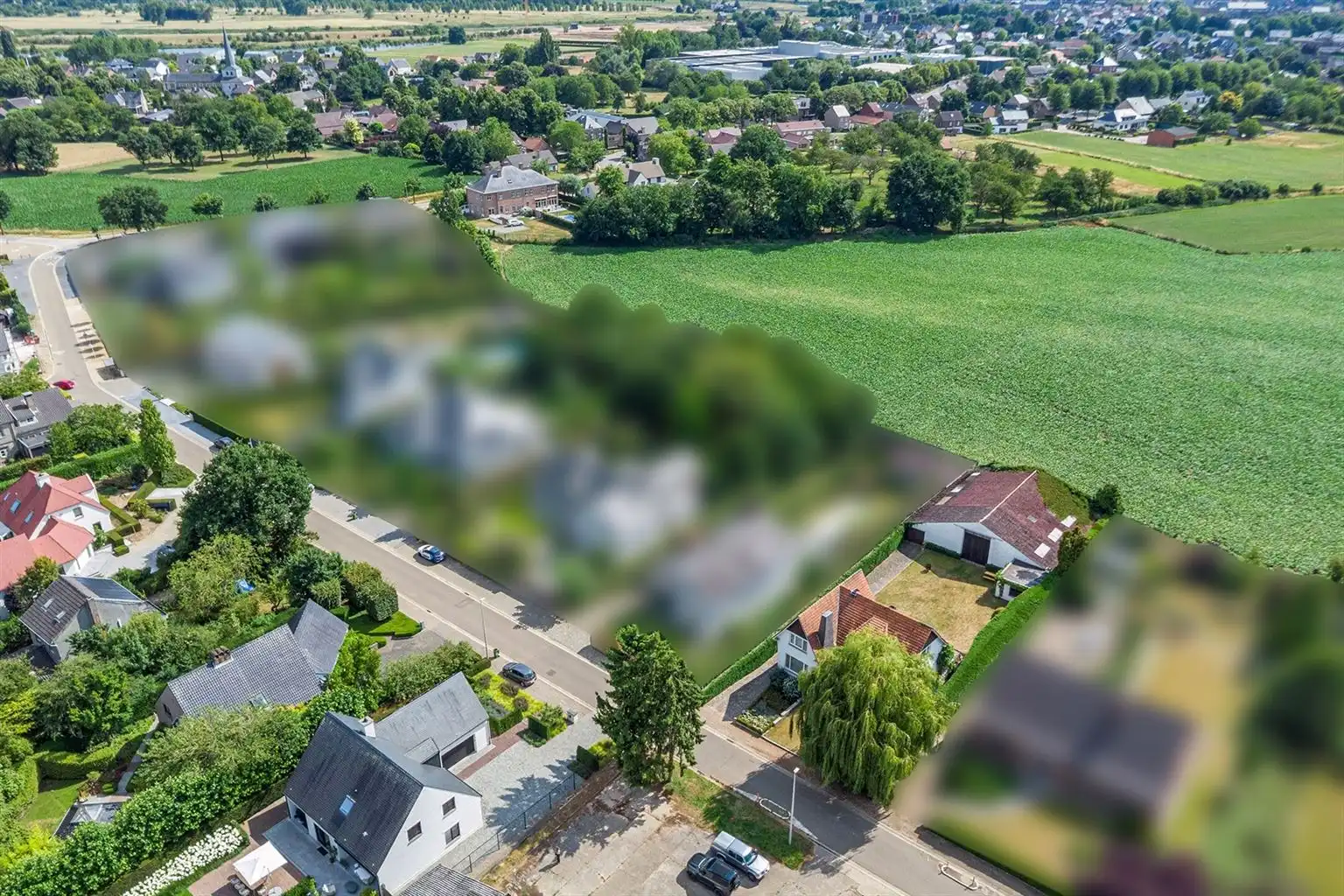 Uniek perceel van 11a42ca met woning en achterliggende loods op toplocatie in Aldeneik – Maaseik.  foto 10