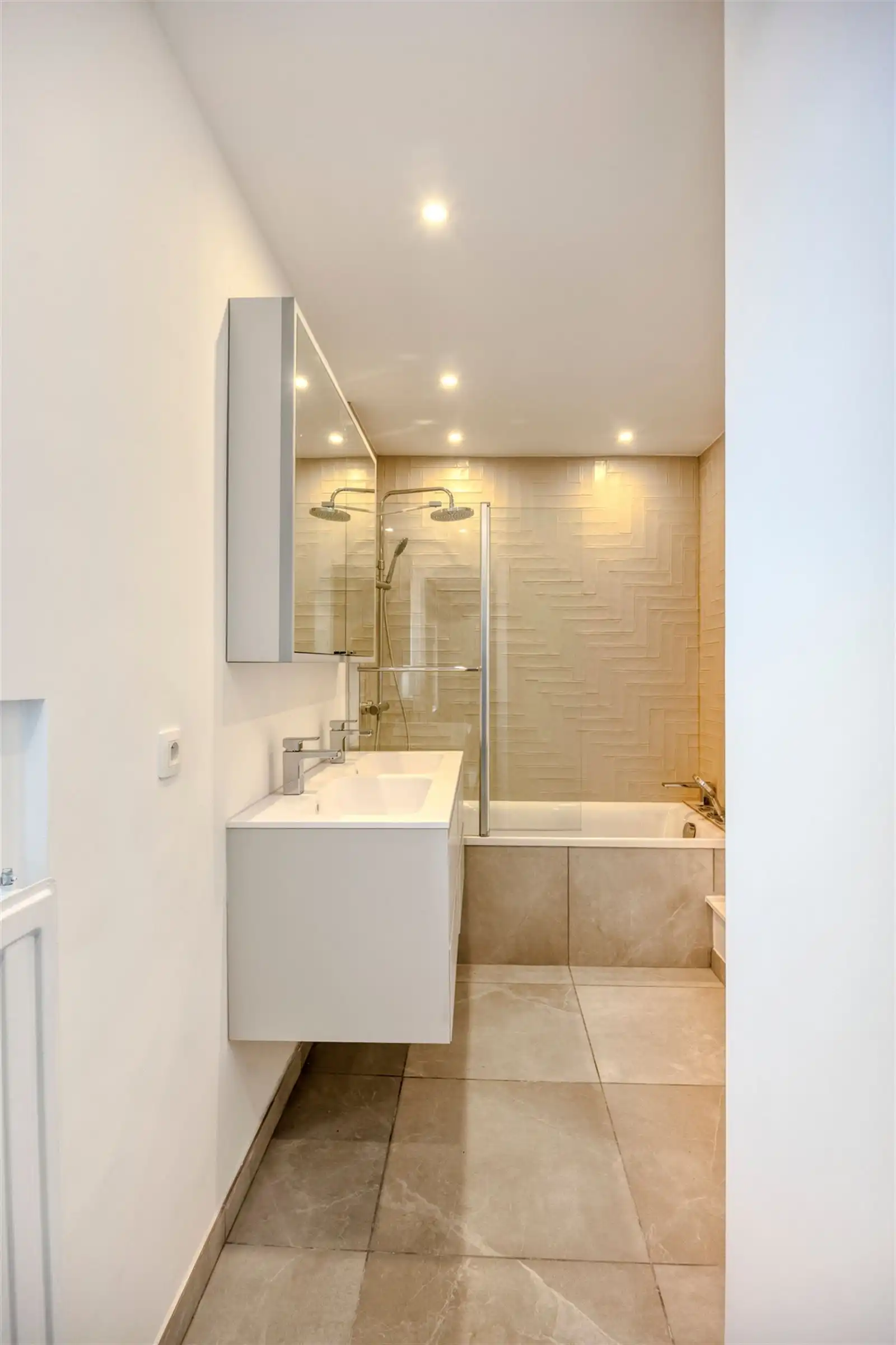 Penthouse met 1 slaapkamer op de 7de verdieping – Welkom op je privé-eiland
 foto 5