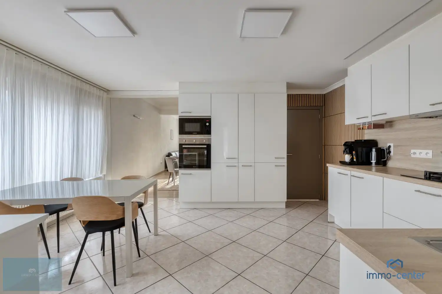 🏡 Instapklare ruime woning met 4 slaapkamers, 2 badkamers foto 8