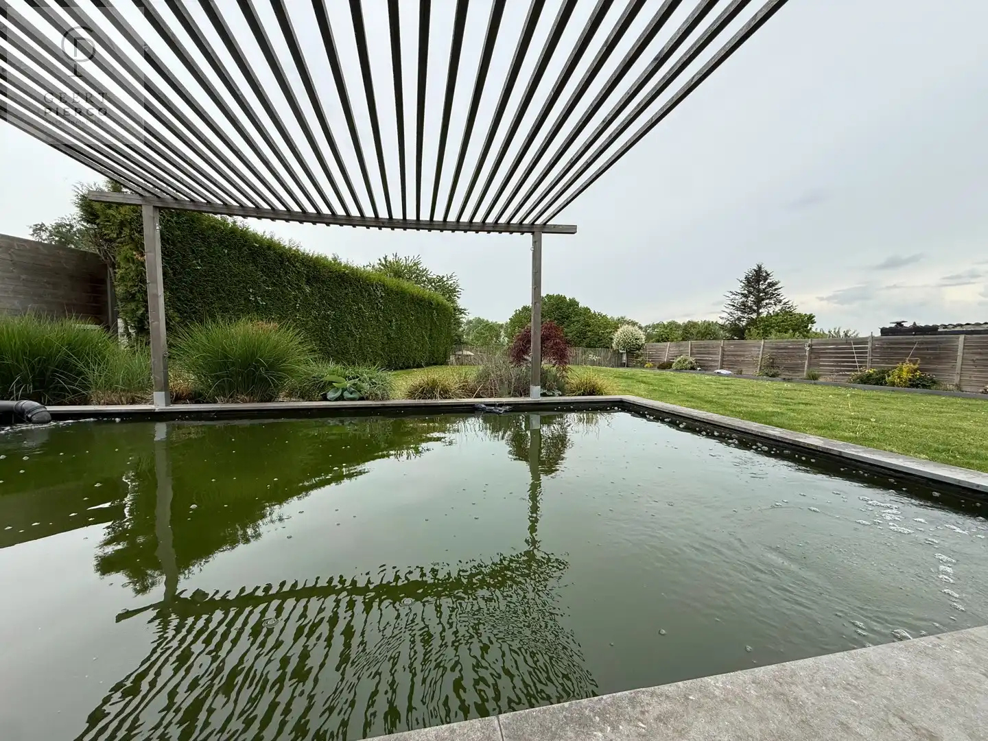 Ruimtelijke woning op een toplocatie foto 48