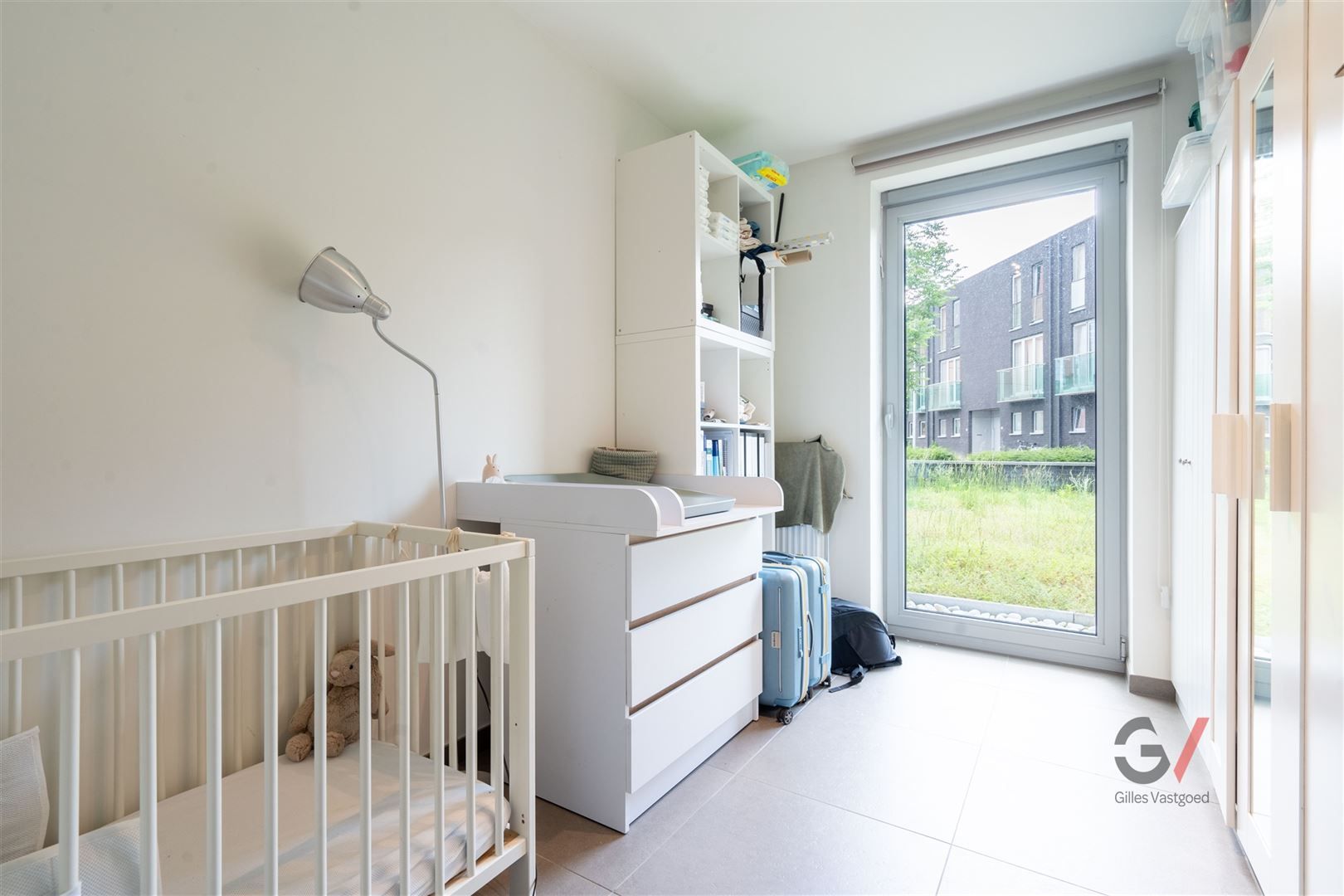 Stijlvol appartement met privé tuin & terras  foto 5