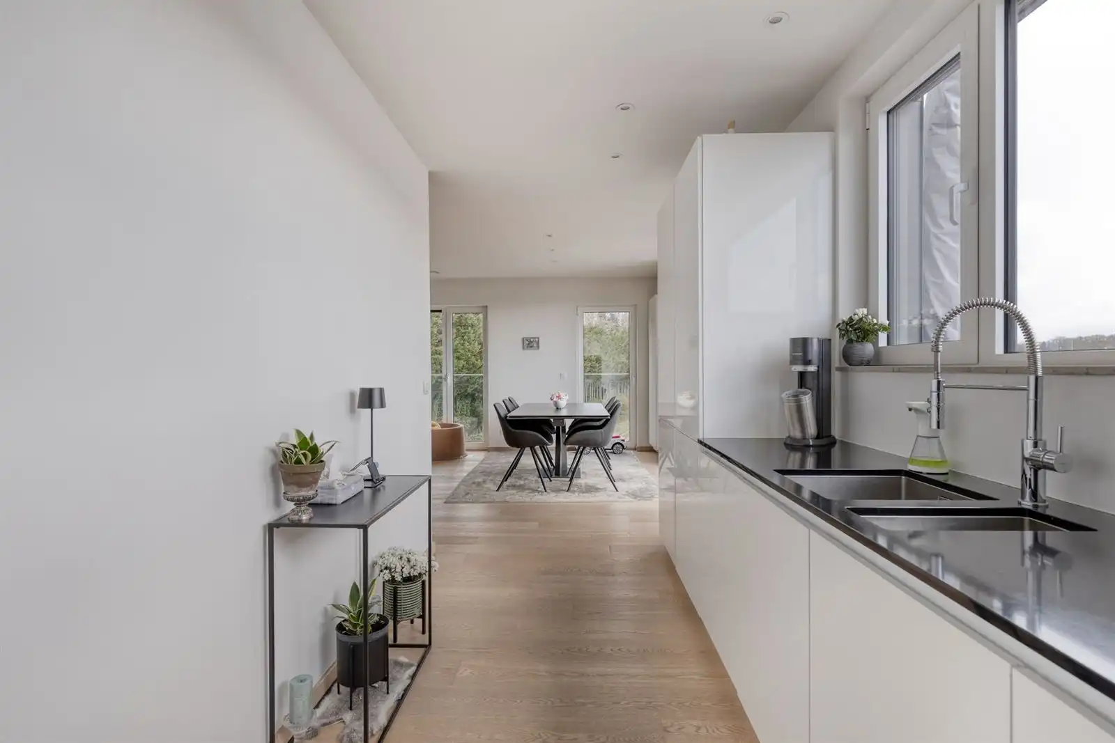 Prachtige penthouse met 3 slaapkamers en dubbel terras foto 9