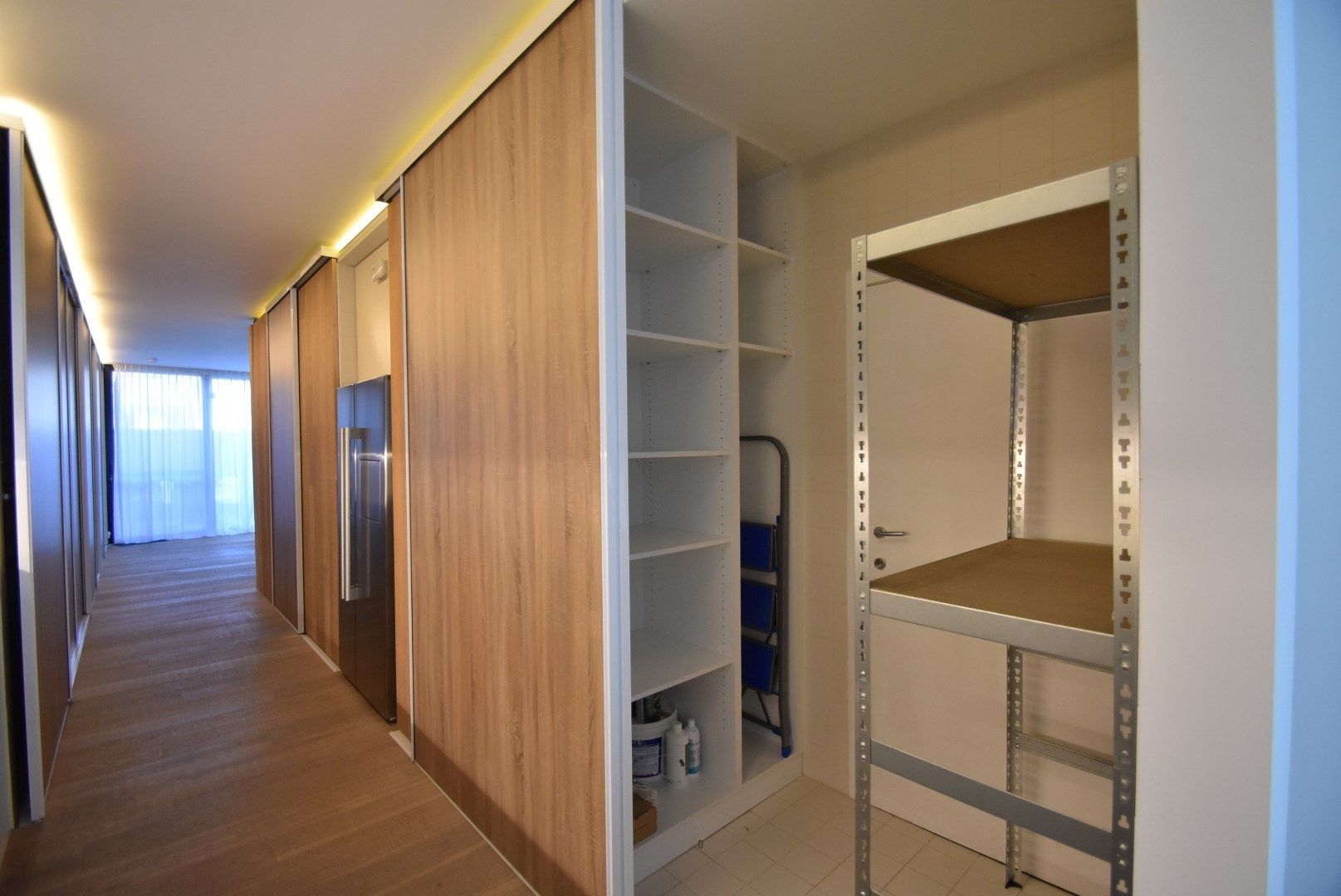 Uniek rolstoelvriendelijk en gemeubeld gelijkvloers appartement met terras dankzij hoogstaande architectuur  foto 28