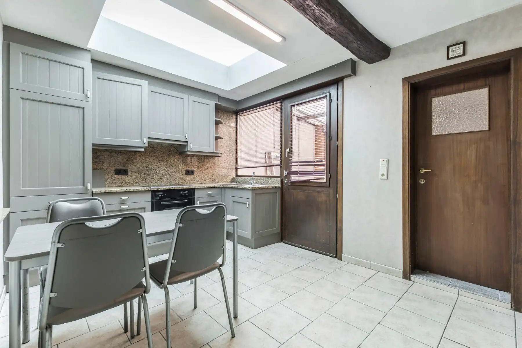 Woning met 2 slaapkamers en inrichtbare zolder foto 14