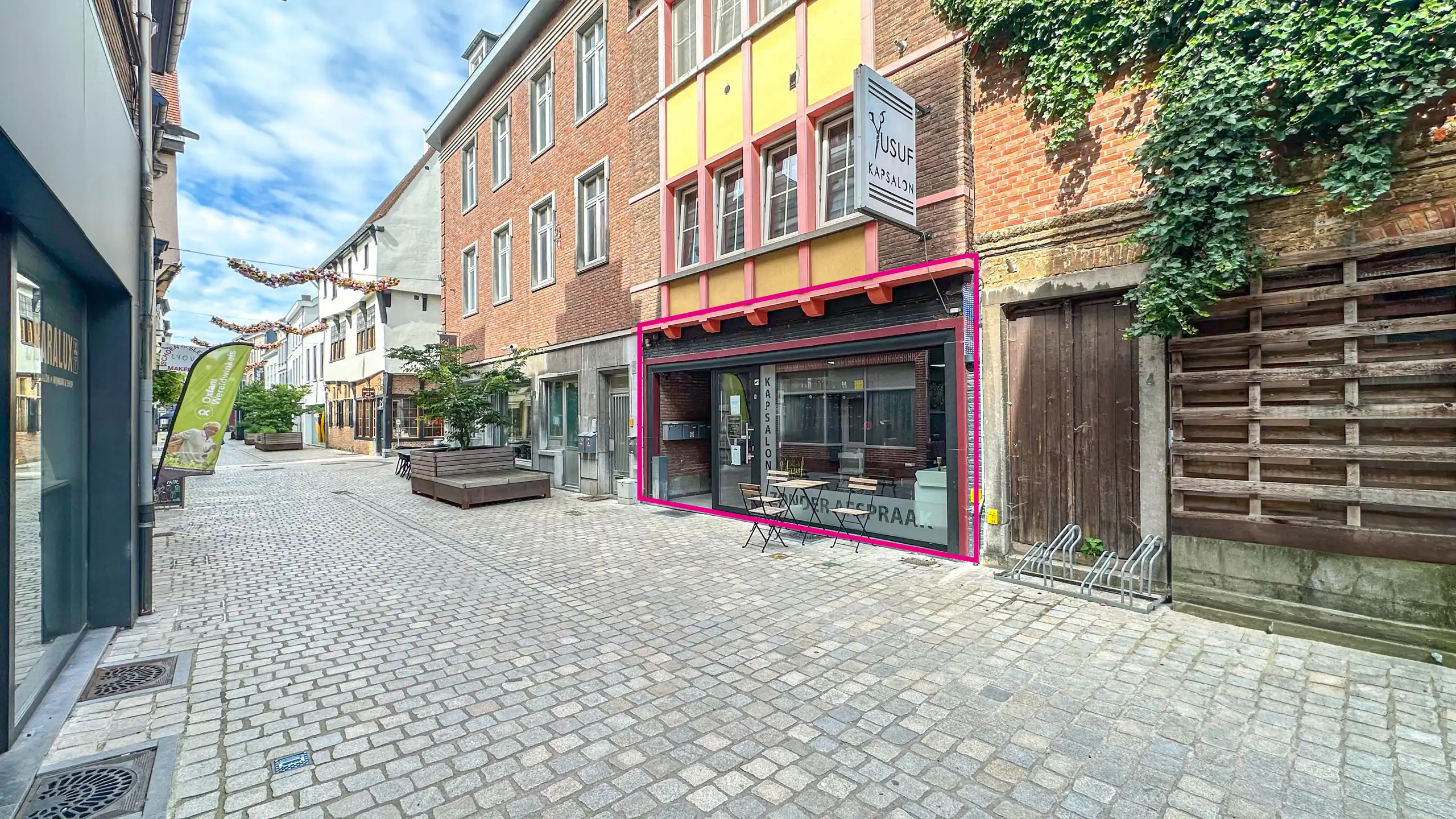 Vernieuwde Kapperszaak op topligging in het Hart van Diest! foto 17