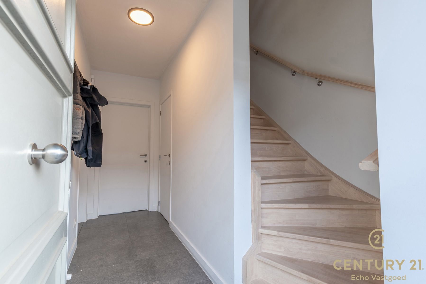 Energiezuinige woning gelegen in een rustige verkaveling foto 3