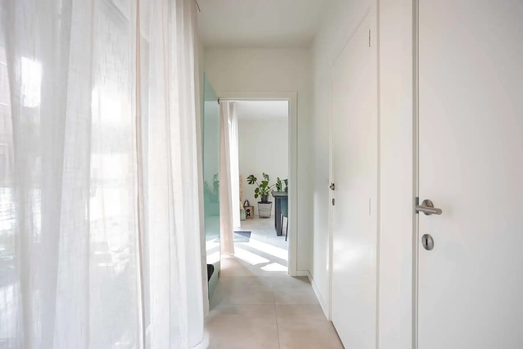 Stijlvol Gelijkvloers Appartement te koop in hartje Aalst foto 4