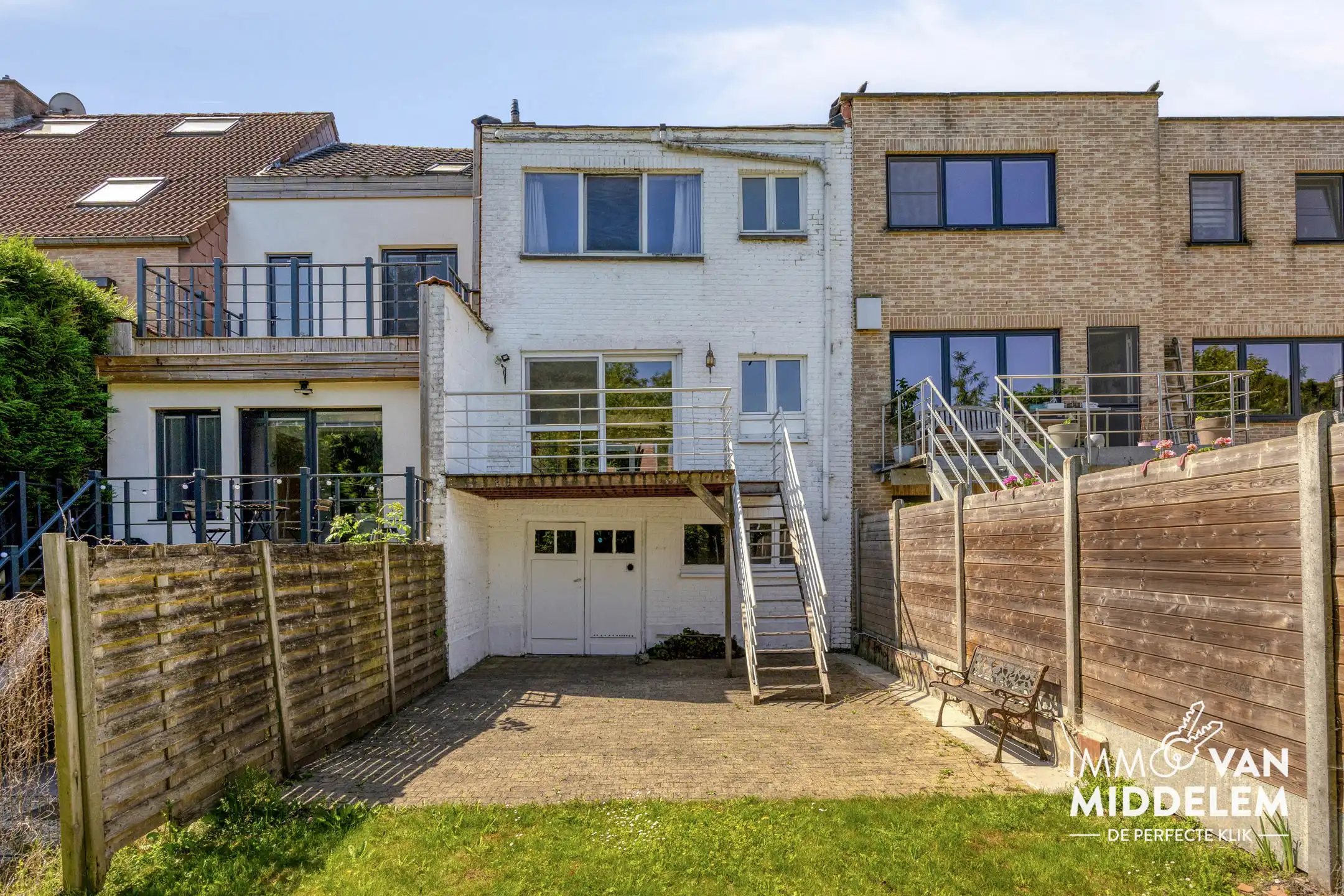 INSTAPKLARE GEZINSWONING MET 3 SLPK, GARAGE EN TUIN foto 18