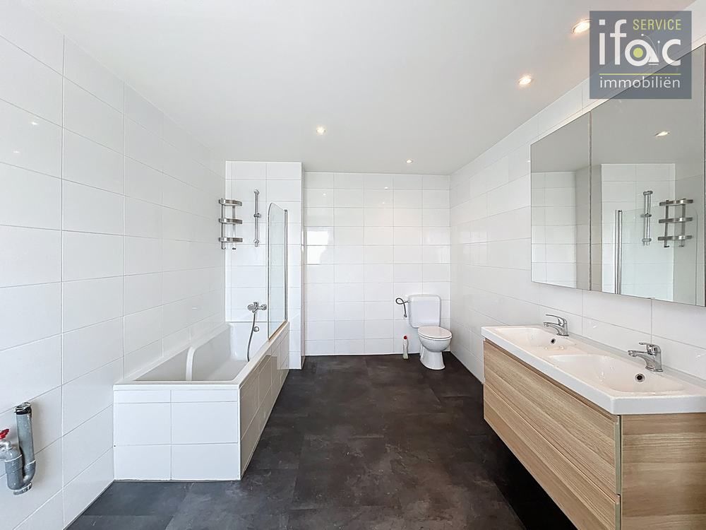 Rijhuis te huur foto 13