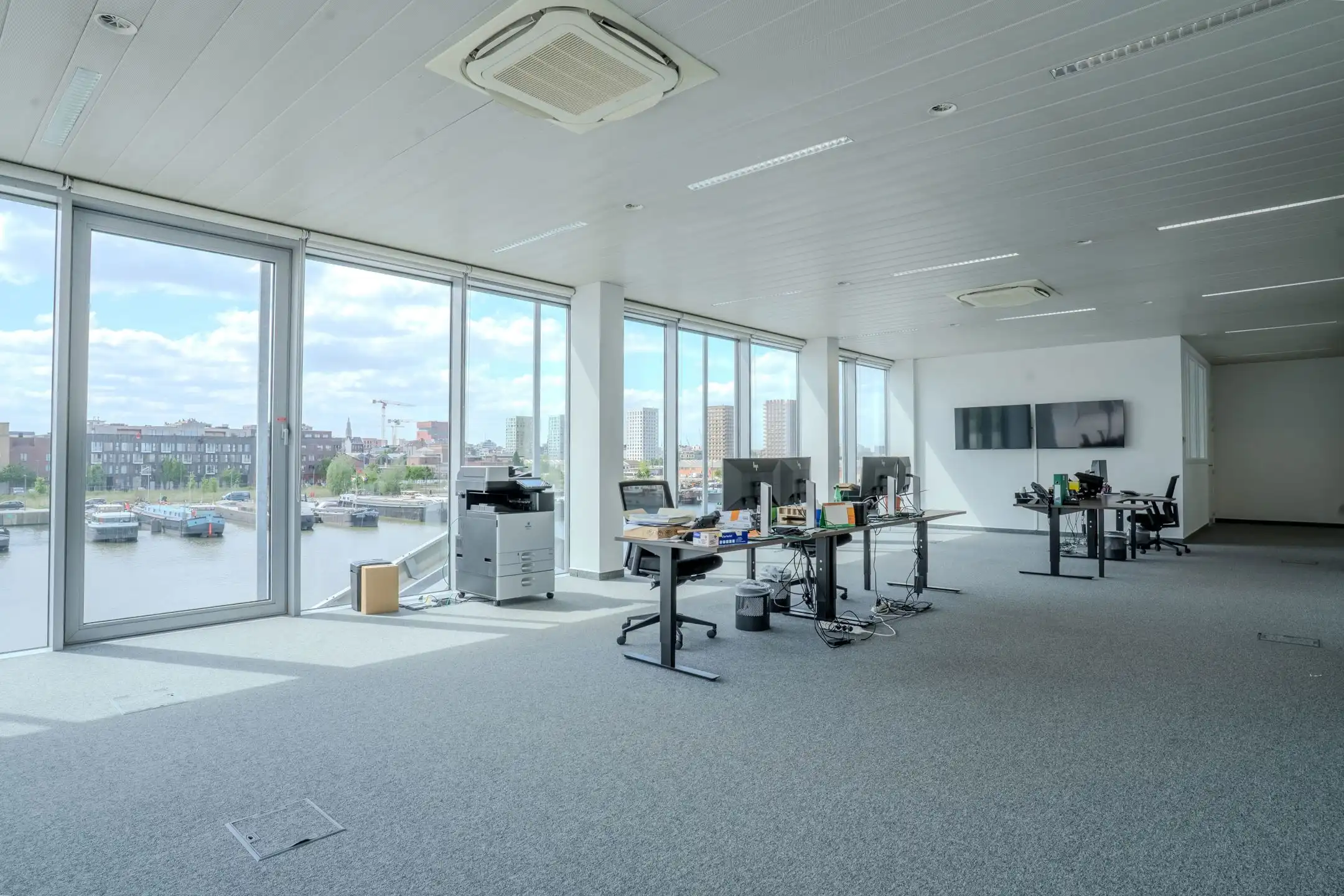 Magazijn Unit 8 - 604m² in de  Haven van  Antwerpen met parking + laadpunten foto 12