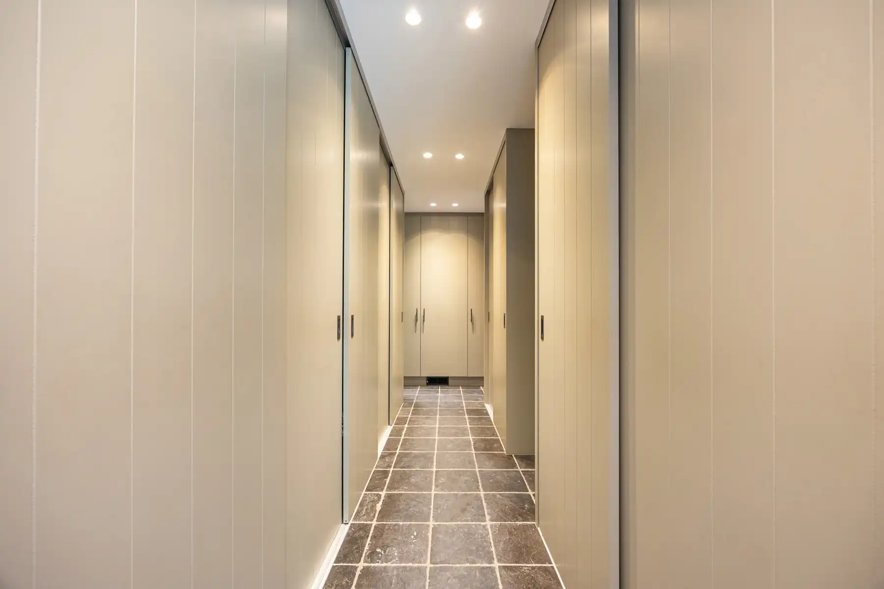 GELIJKVLOERSE WONING, IDAAL VOOR PAARDENLIEFHEBBERS foto 12