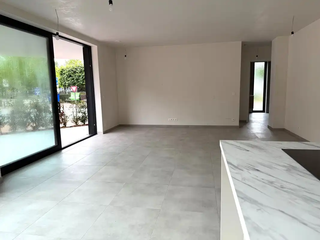 Instapklaar 1 slaapkamer nieuwbouwappartement met ondergrondse parking en berging. foto 6