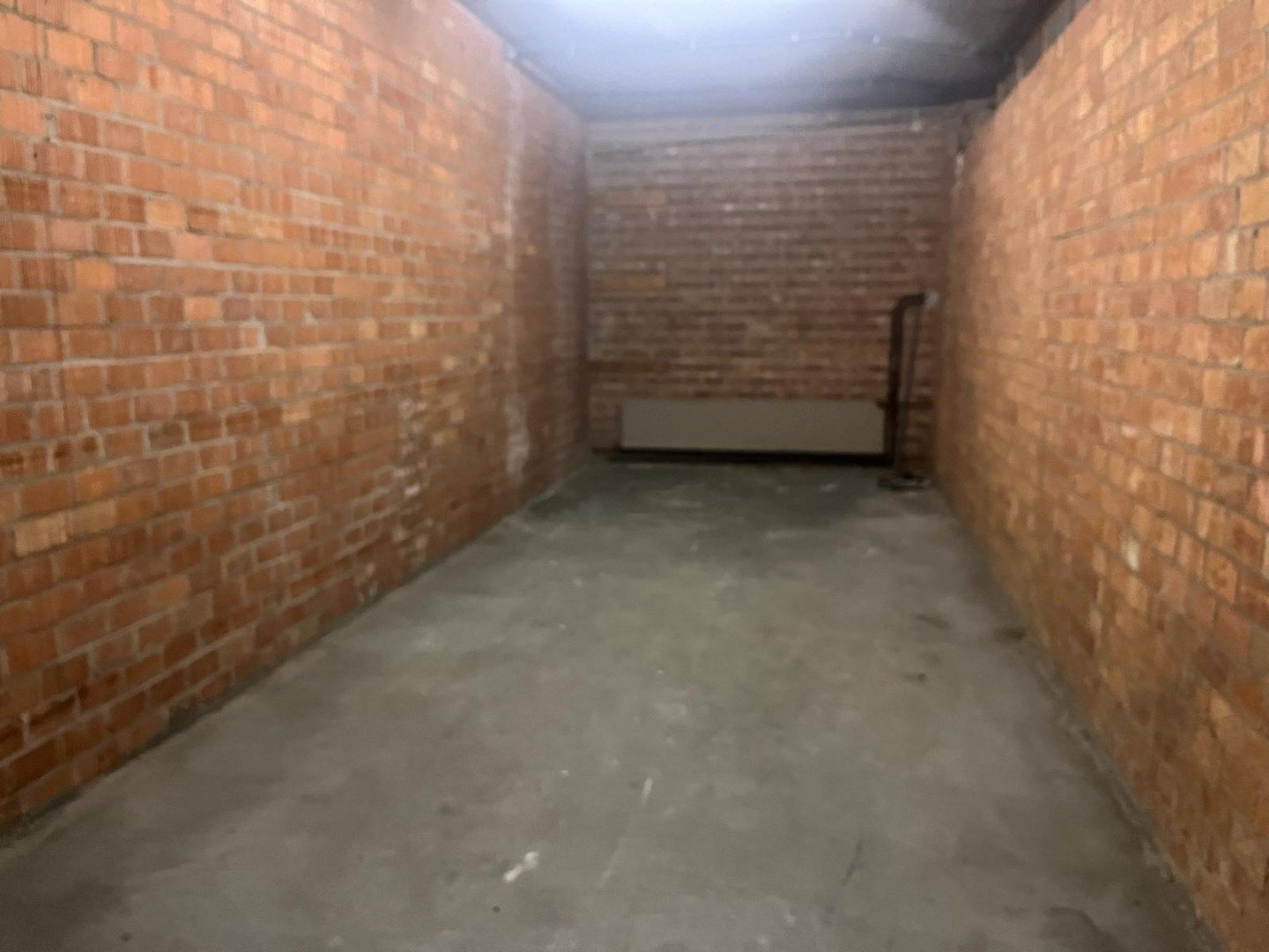 Stapelruimte van 35m² in het centrum van Mol !  foto 4