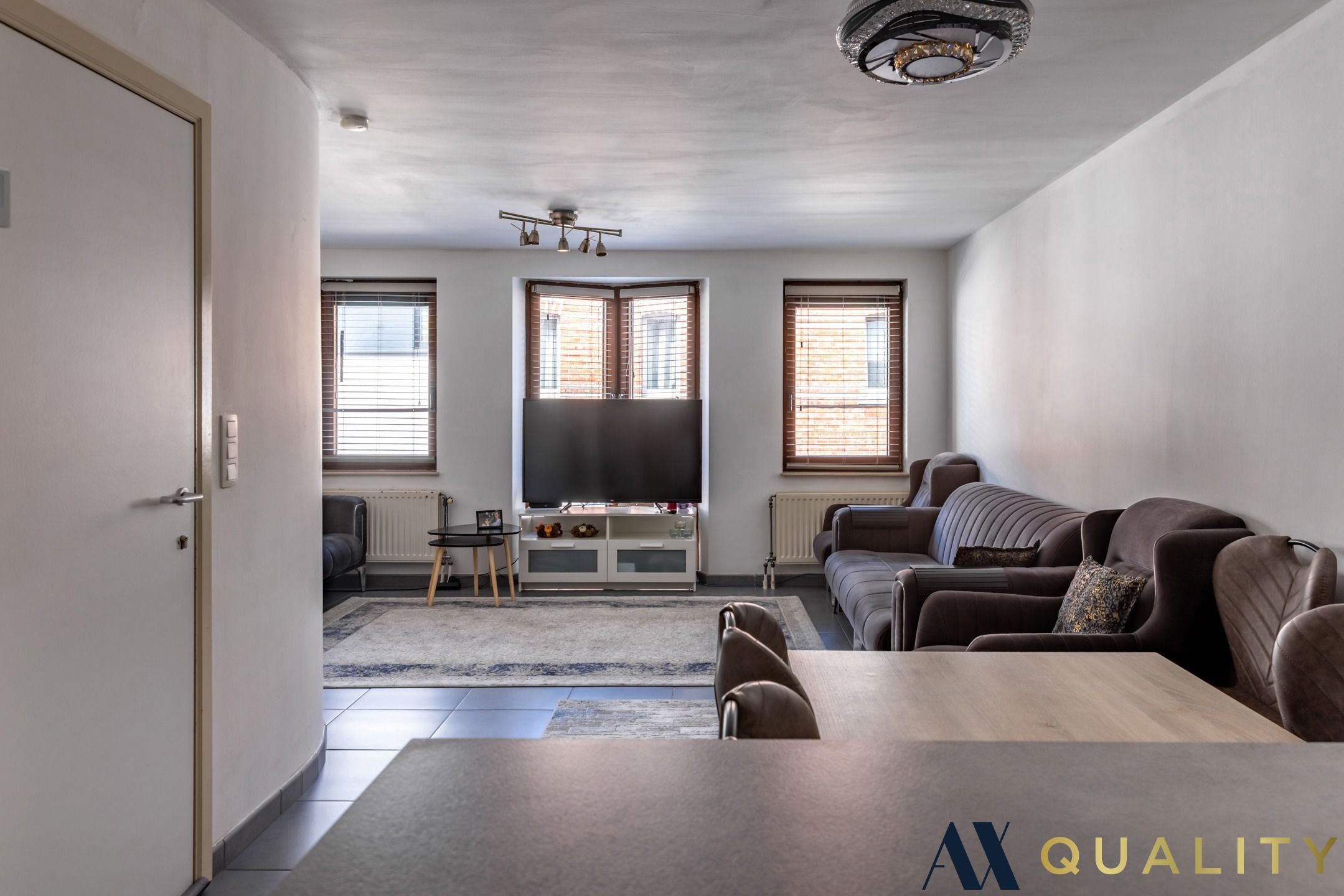 Instapklaar 2 slpk.-appartement  gelegen op de 1ste verdieping foto 2