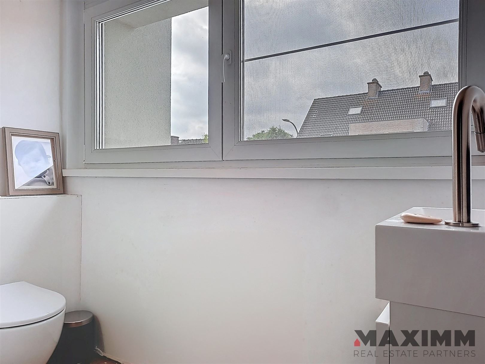 Instapklare gezinswoning, half open bebouwing, garage, 3 slaapkamers en mooie tuin. Bovendien EPC label A foto 17